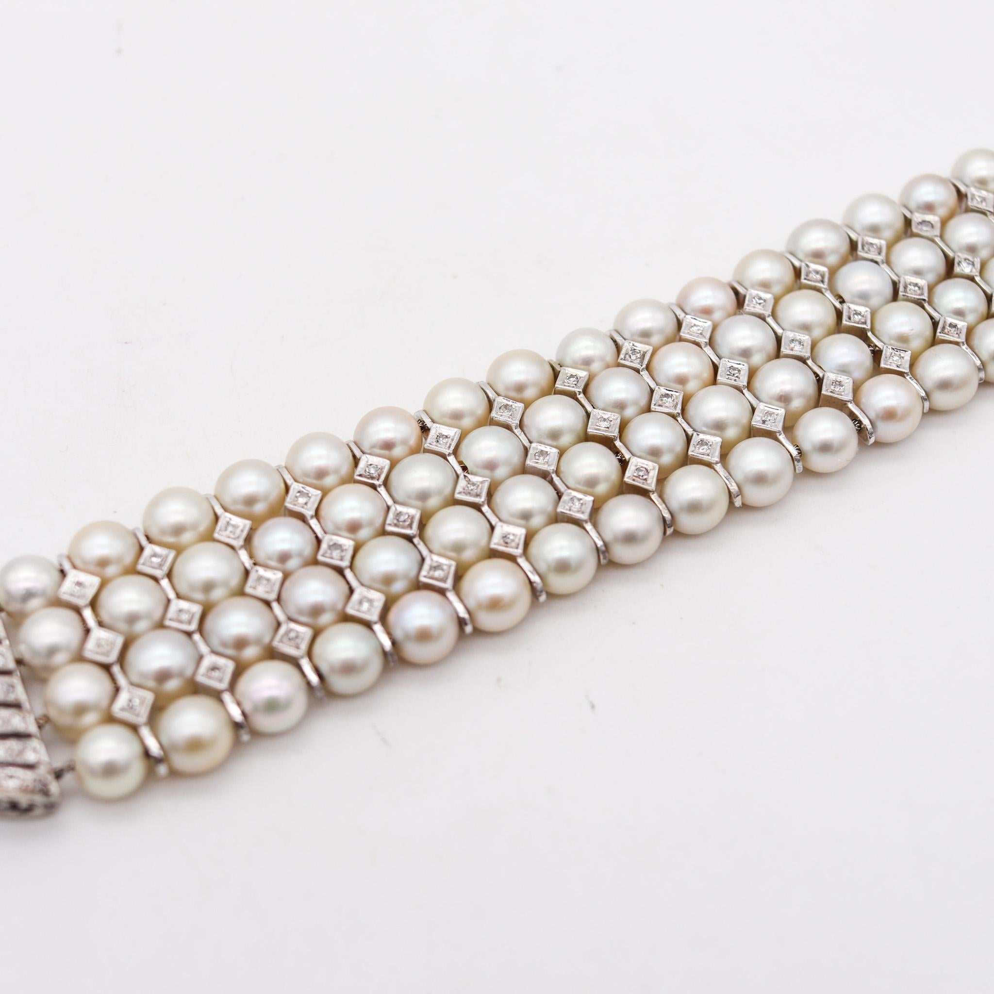 Art Deco 1935 Pearls Bracelet In Platinum With 4.10 Carats In VS Diamonds 2