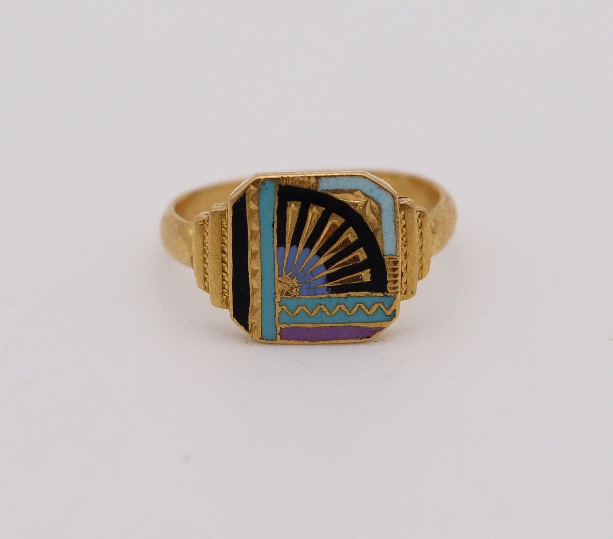 Art Deco ART DECO 1935 Unusual Japonisme Enameled Geometric Ring In 18Kt Yellow Gold For Sale