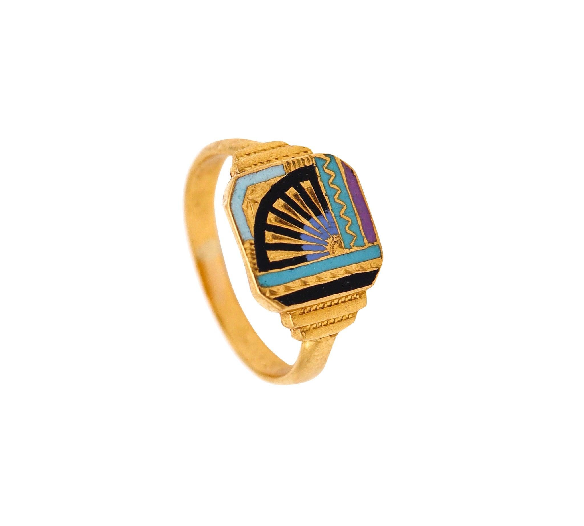 ART DECO 1935 Unusual Japonisme Enameled Geometric Ring In 18Kt Yellow Gold For Sale 2