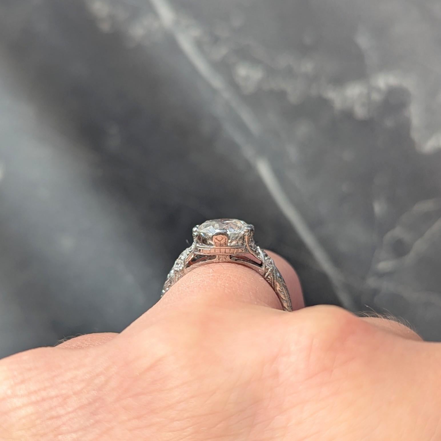 Anello di fidanzamento vintage in platino con diamante vecchio taglio europeo Art of Vintage 1936 1,90 in vendita 6