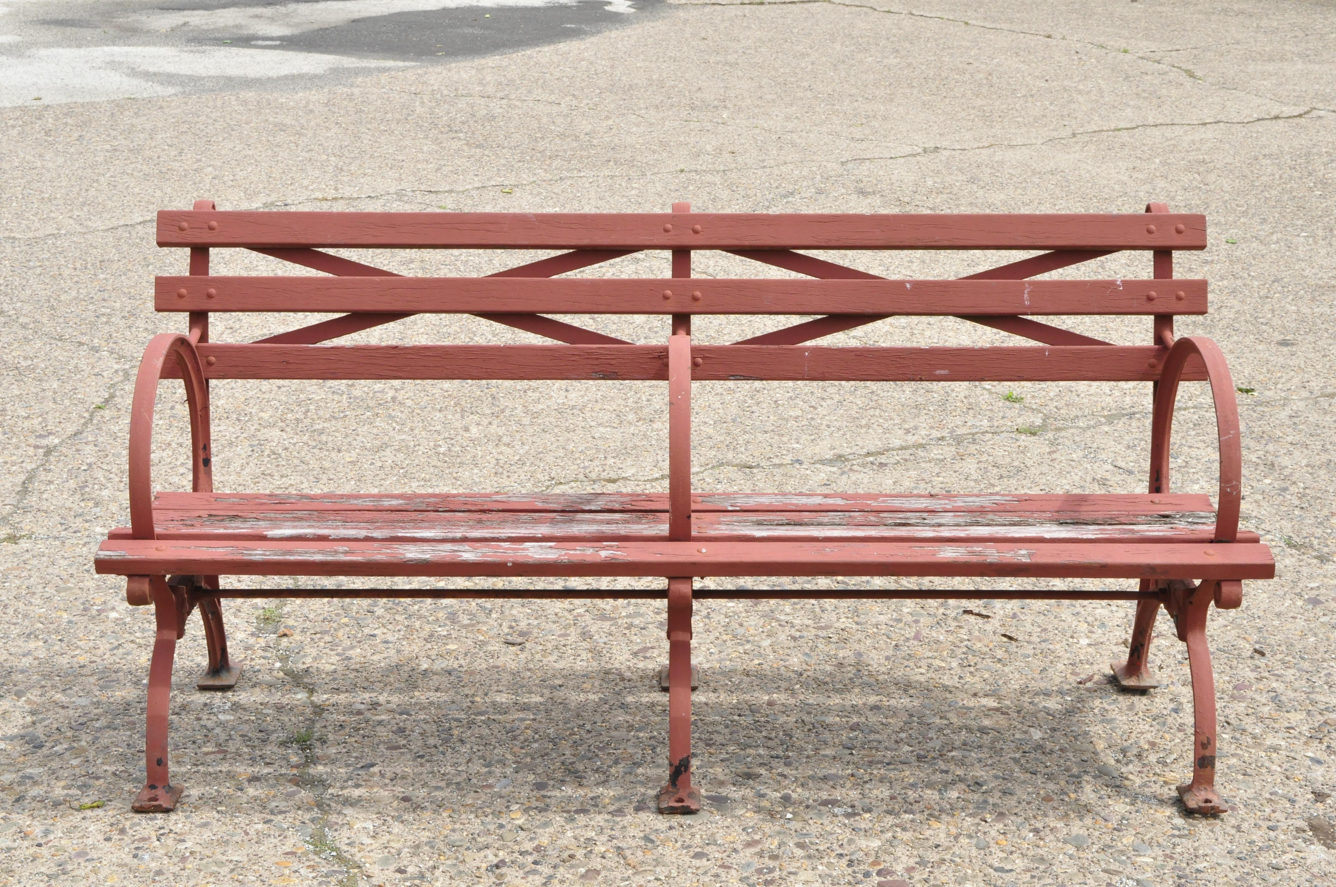 Art Deco 1939 Kenneth Lynch & Sons World's Fair NYC double cast iron Moses Bench. Item features approximately 180lbs, circa 1930s. Measurements: 34