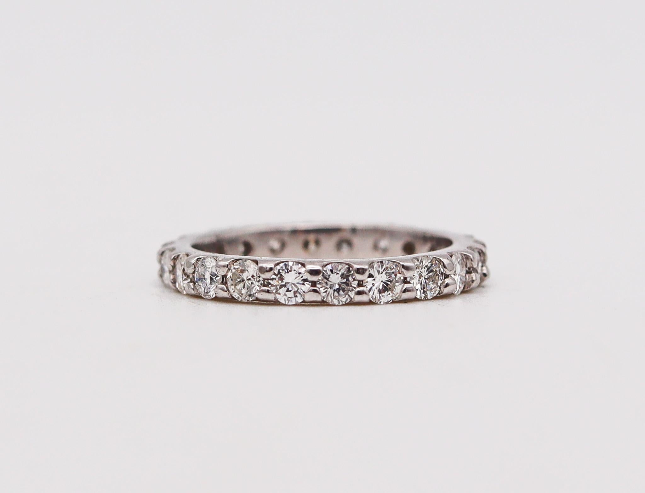Art Deco 1940 Antique Platinum Eternity Ring With 1.32 Ctw In Diamonds In Excellent Condition For Sale In Miami, FL