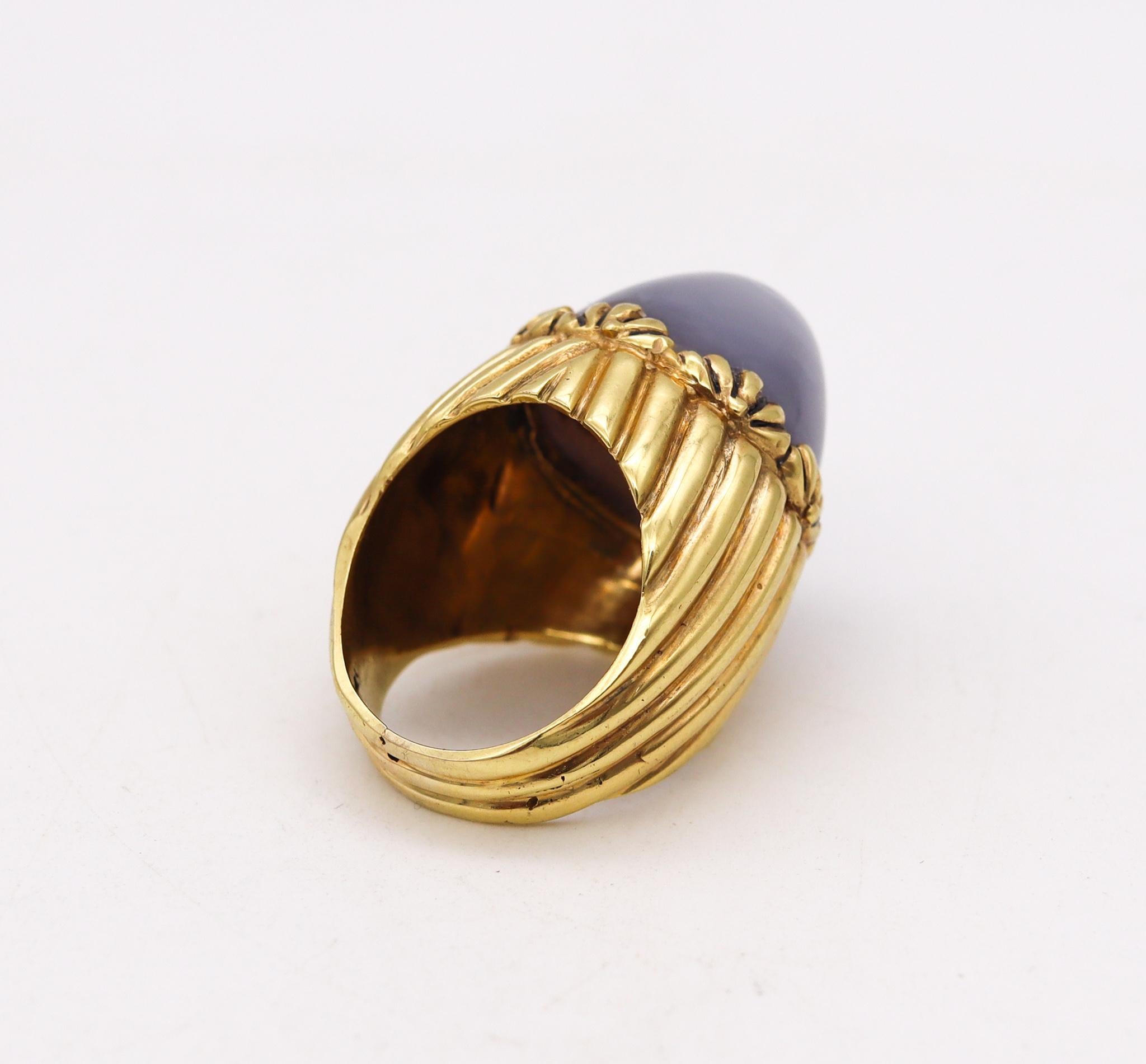 Women's or Men's Art Deco 1940 Designer Cocktail Ring 14Kt Gold with 47.24 Cts Blue Star Sapphire For Sale