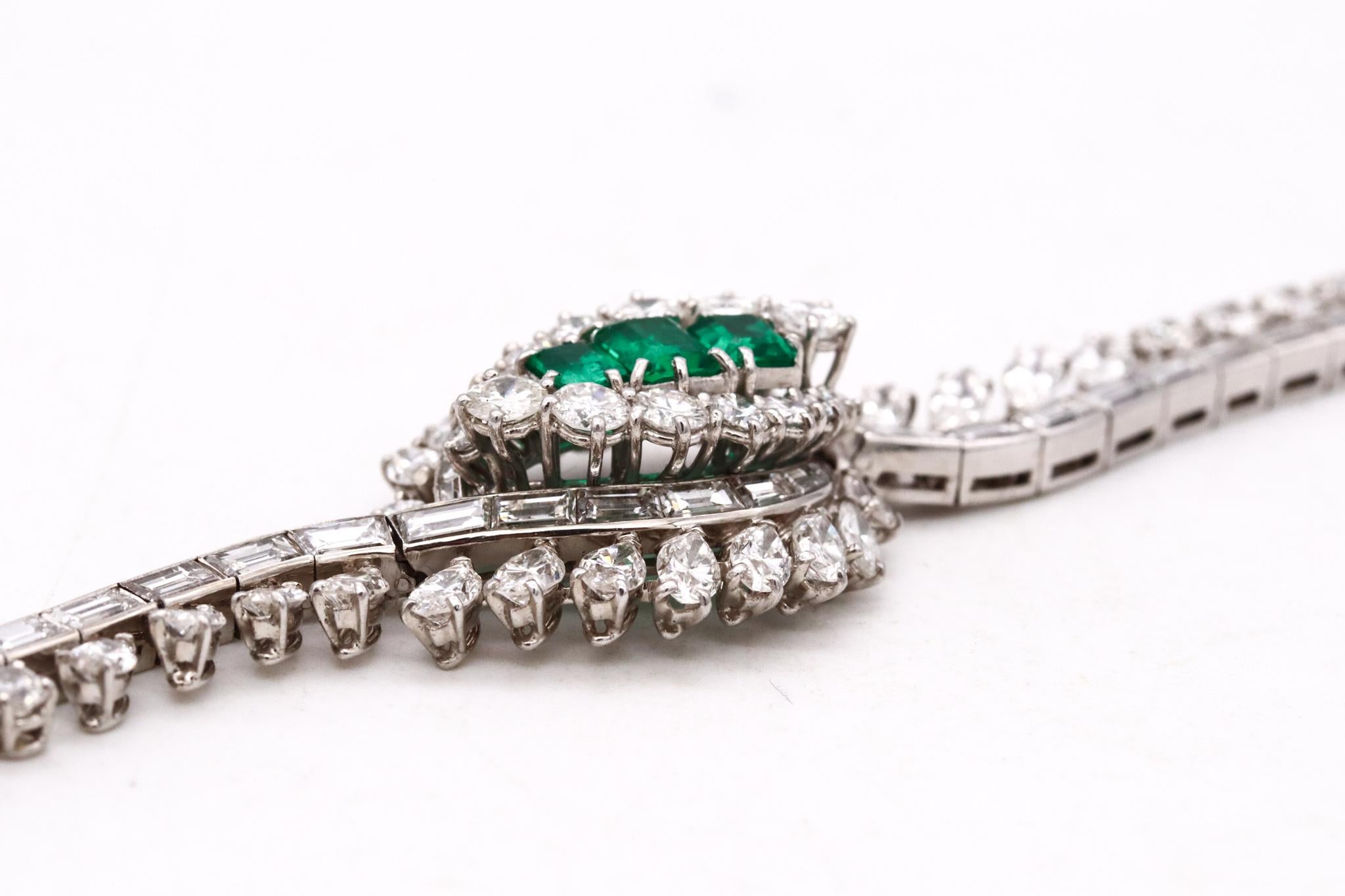 Art Deco 1940 Gia Certified Platinum Bracelet 16.62 Diamonds Colombian Emerald For Sale 1