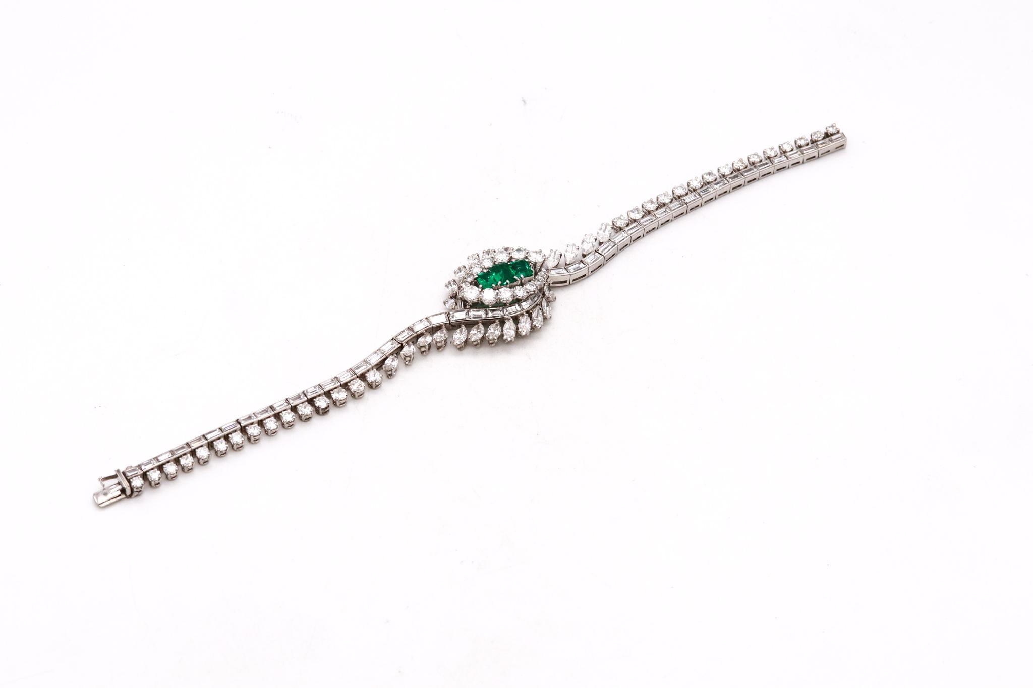 Art Deco 1940 Gia Certified Platinum Bracelet 16.62 Diamonds Colombian Emerald For Sale 2