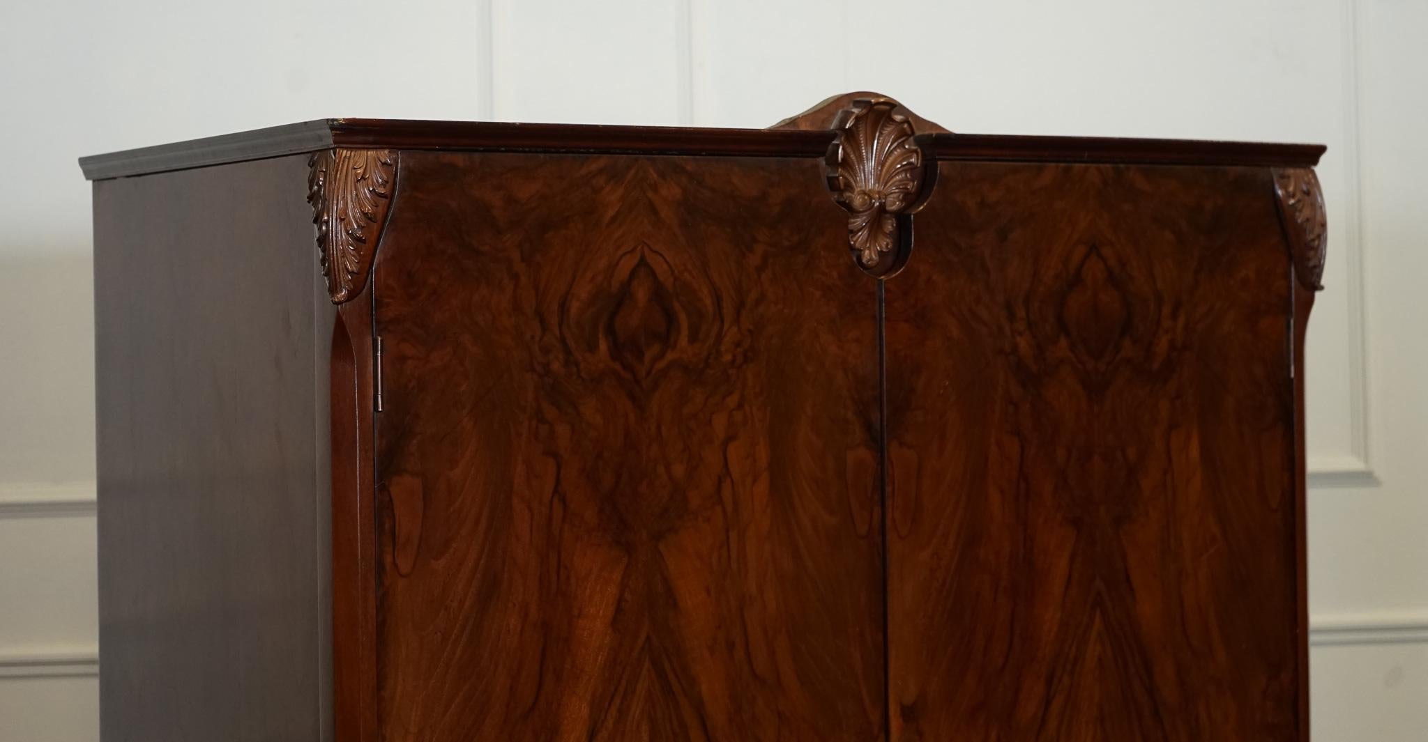 ART DECO 1940 MONTROSE FLAMED MAHOGANY WARDROBE RAiSED QUEEN ANNE LEGS In Good Condition In Pulborough, GB