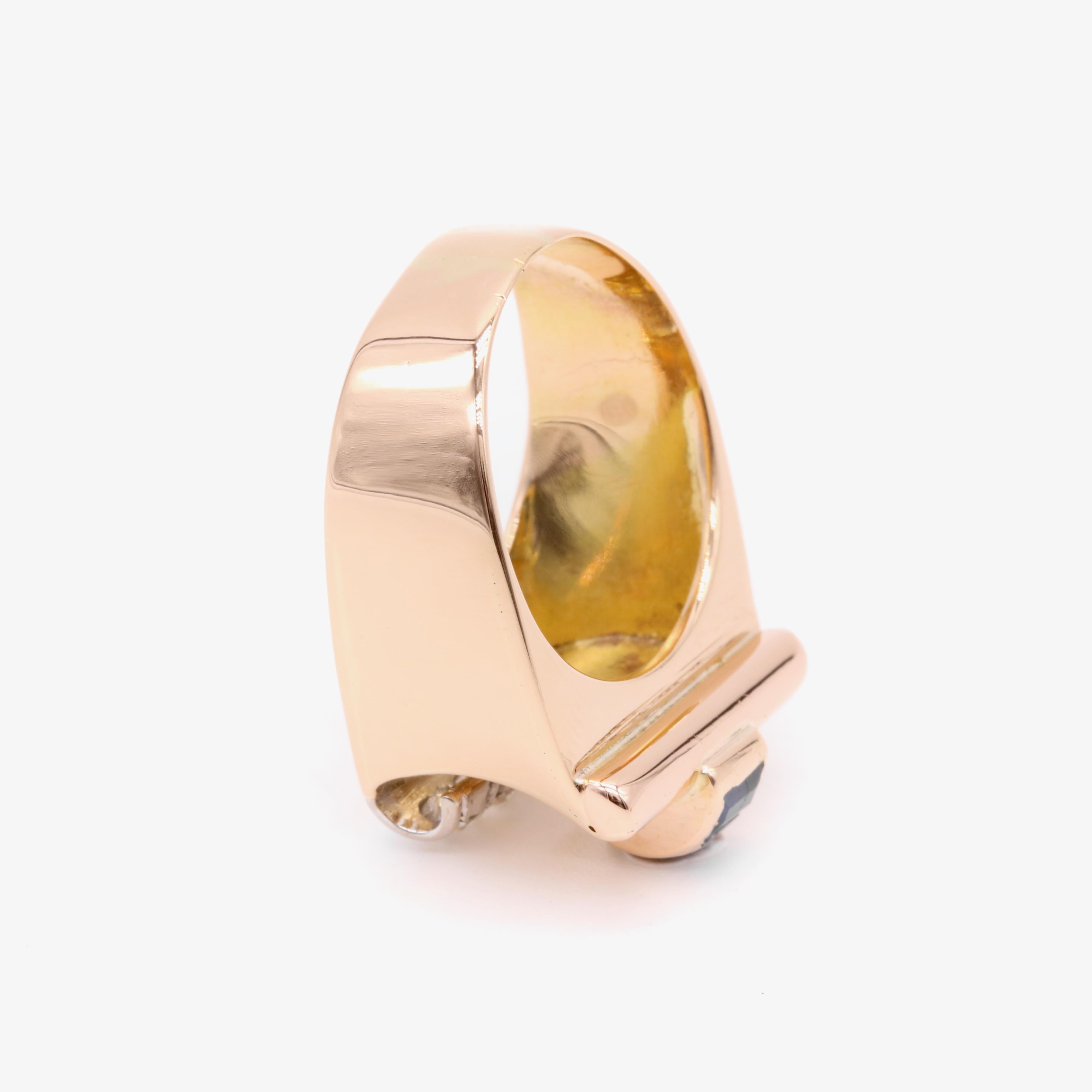 Art Deco 1940er Jahre Ring aus 18 Karat Gelbgold und Platin mit Saphiren und Diamanten im Angebot 4
