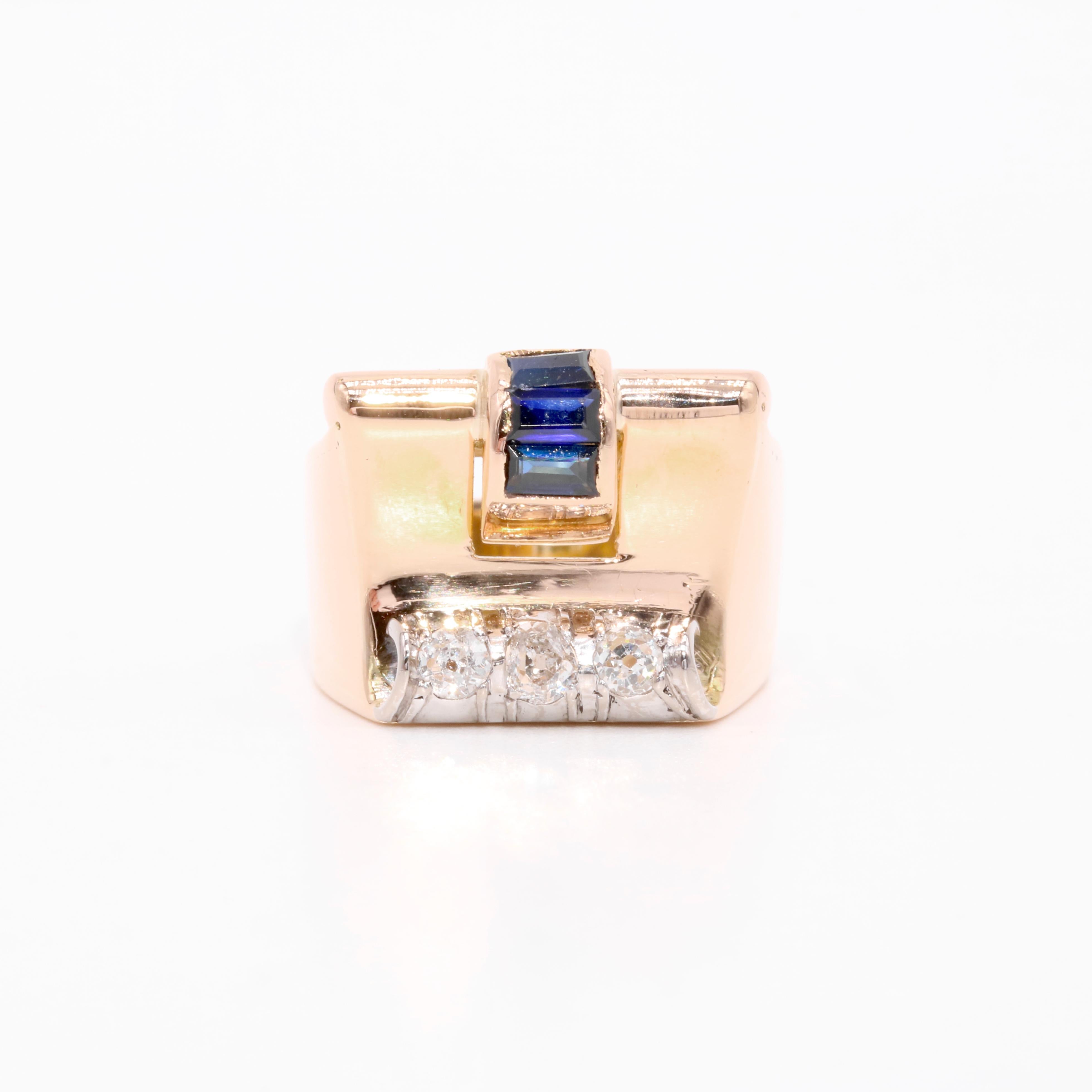 Art Deco 1940er Jahre Ring aus 18 Karat Gelbgold und Platin mit Saphiren und Diamanten (Art déco) im Angebot