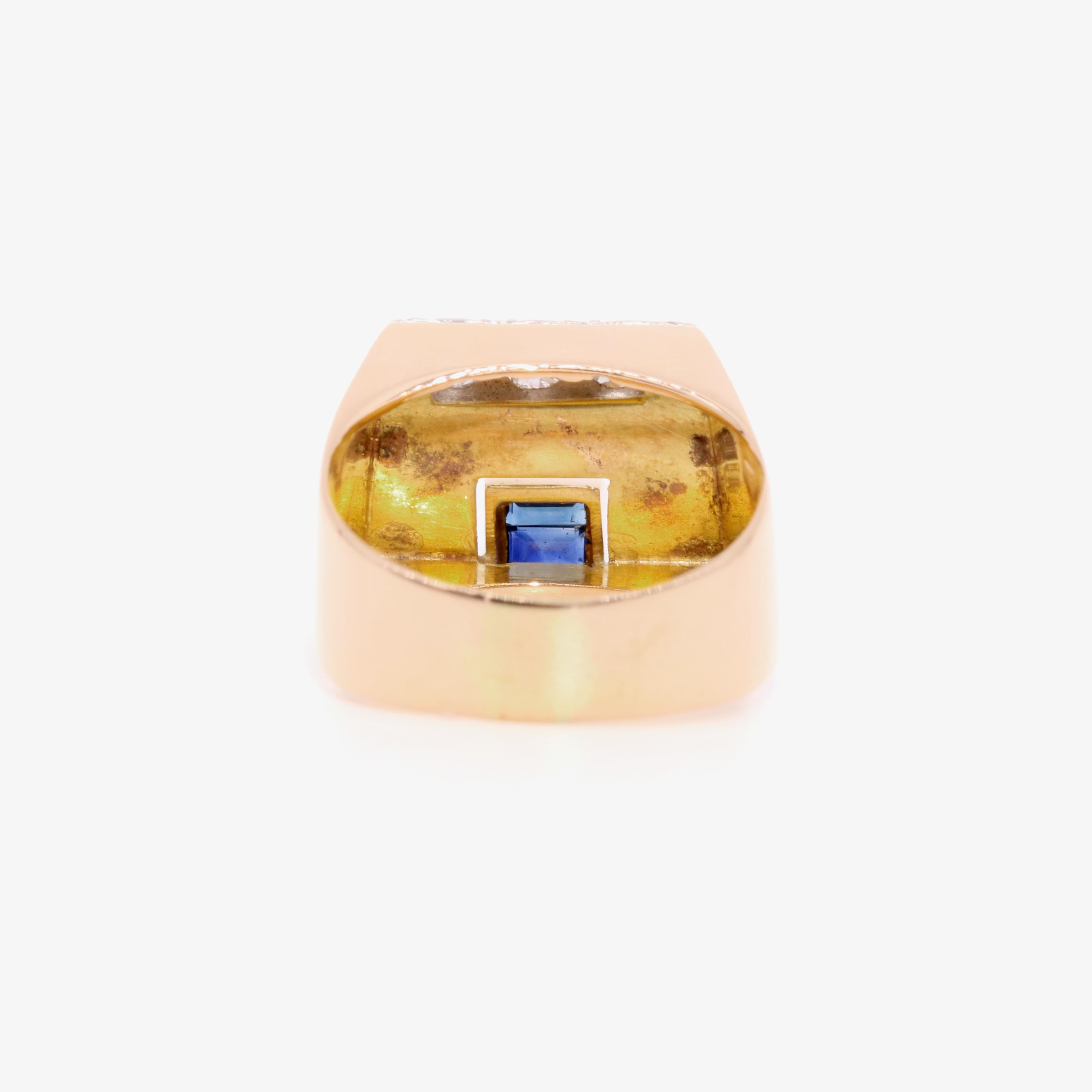 Art Deco 1940er Jahre Ring aus 18 Karat Gelbgold und Platin mit Saphiren und Diamanten im Angebot 2