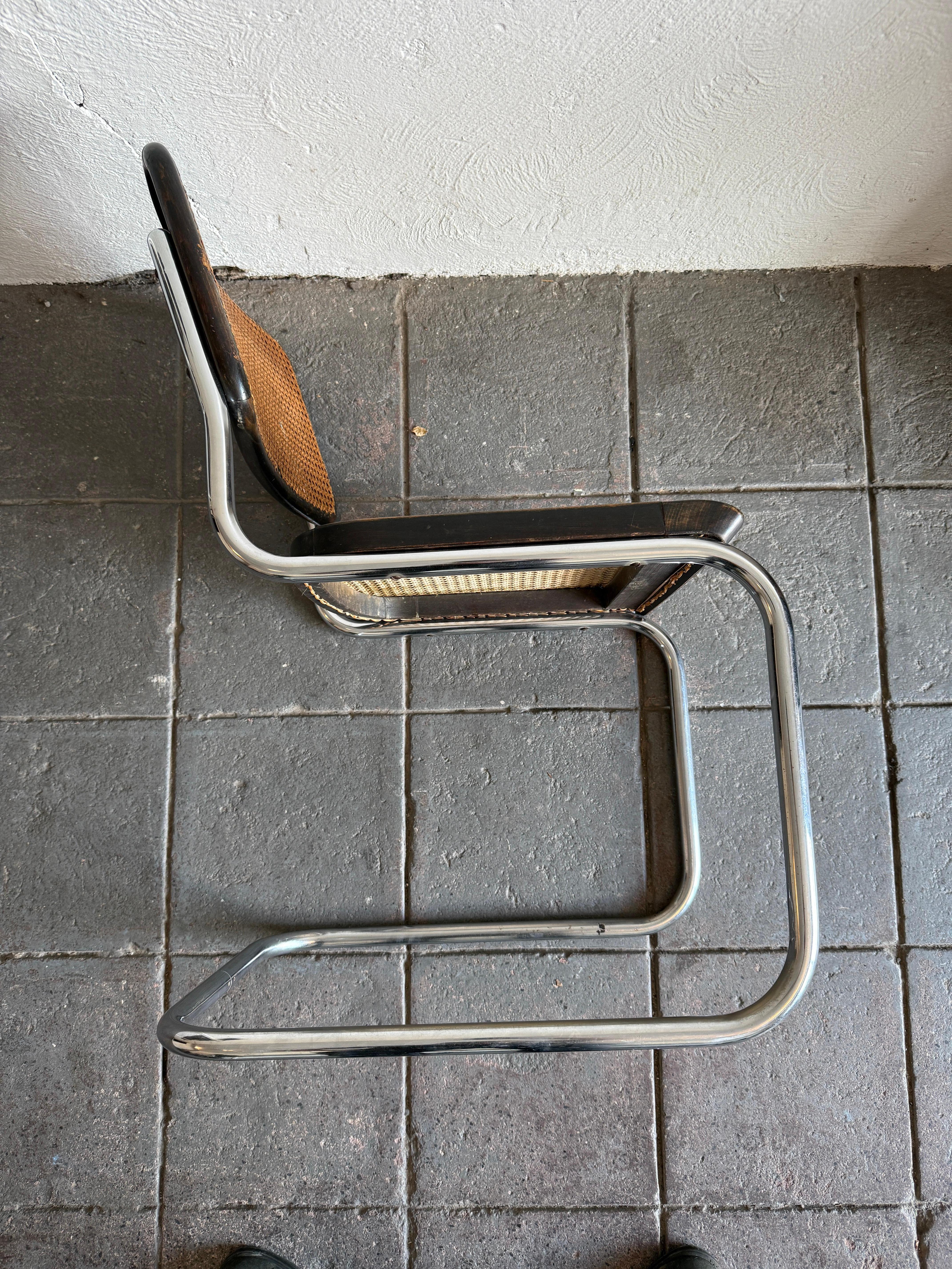Art Deco 1940s Marcel Breuer B32 Cesca dining chair with hand Cane seat and back For Sale 4
