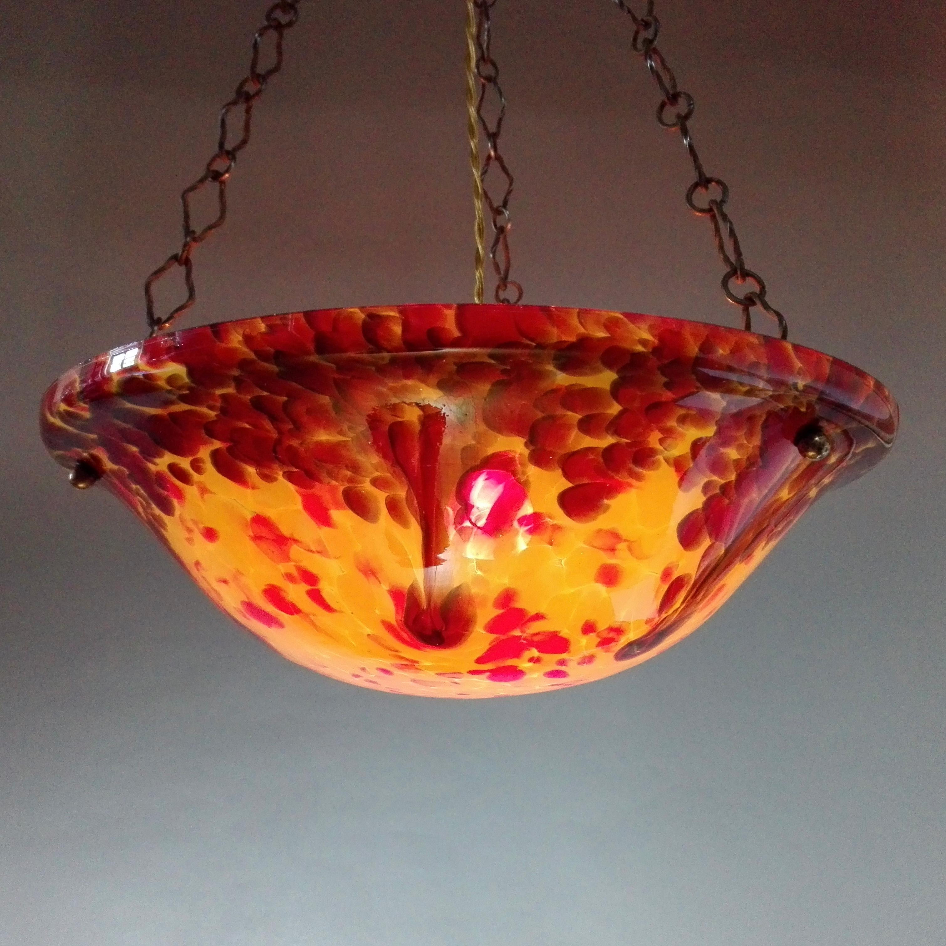 Art Deco 1940s One-Light Artistic Hand-Blown Spotted Glass Pendant Lamp For Sale 3