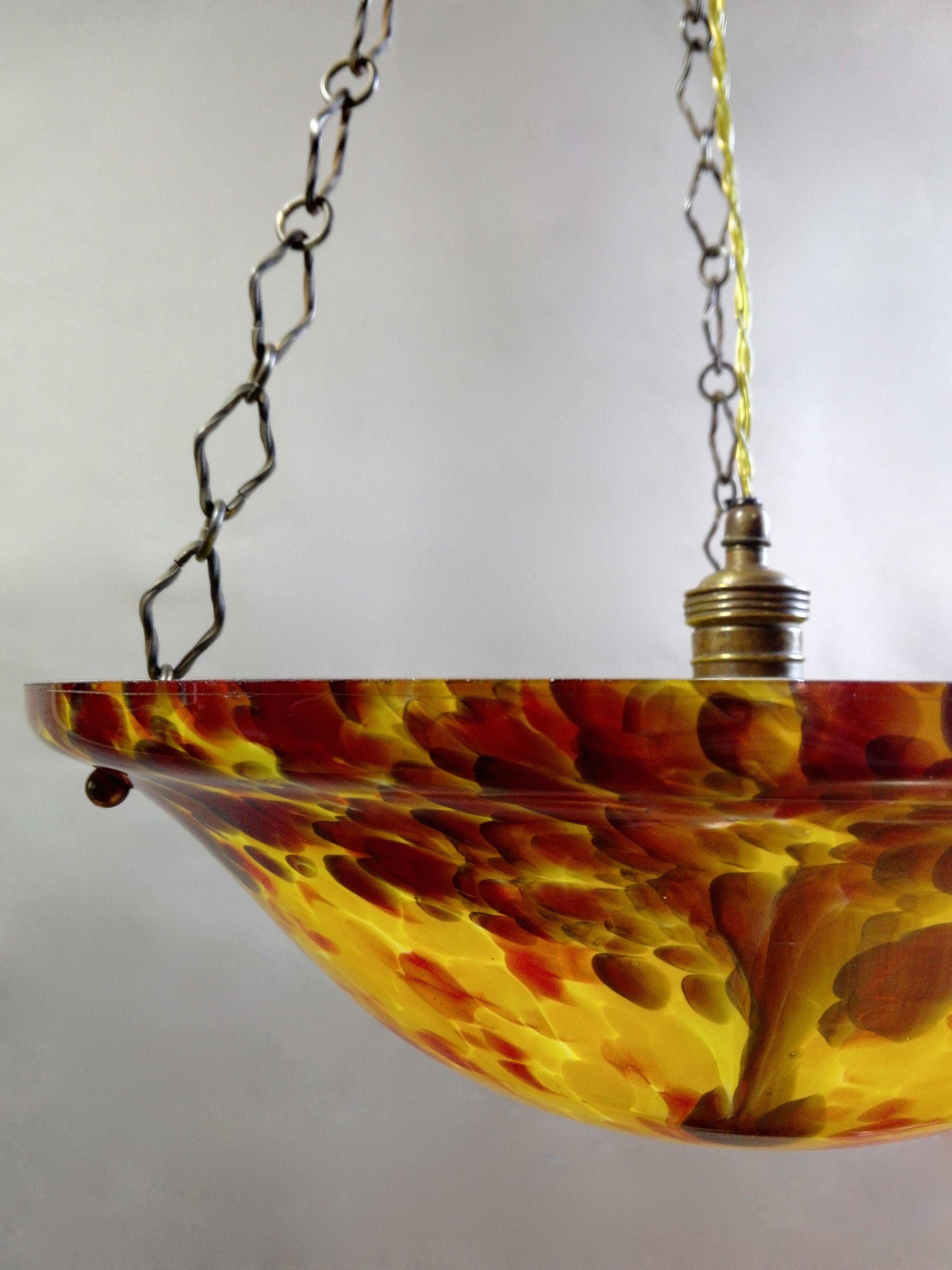 Mid-20th Century Art Deco 1940s One-Light Artistic Hand-Blown Spotted Glass Pendant Lamp For Sale