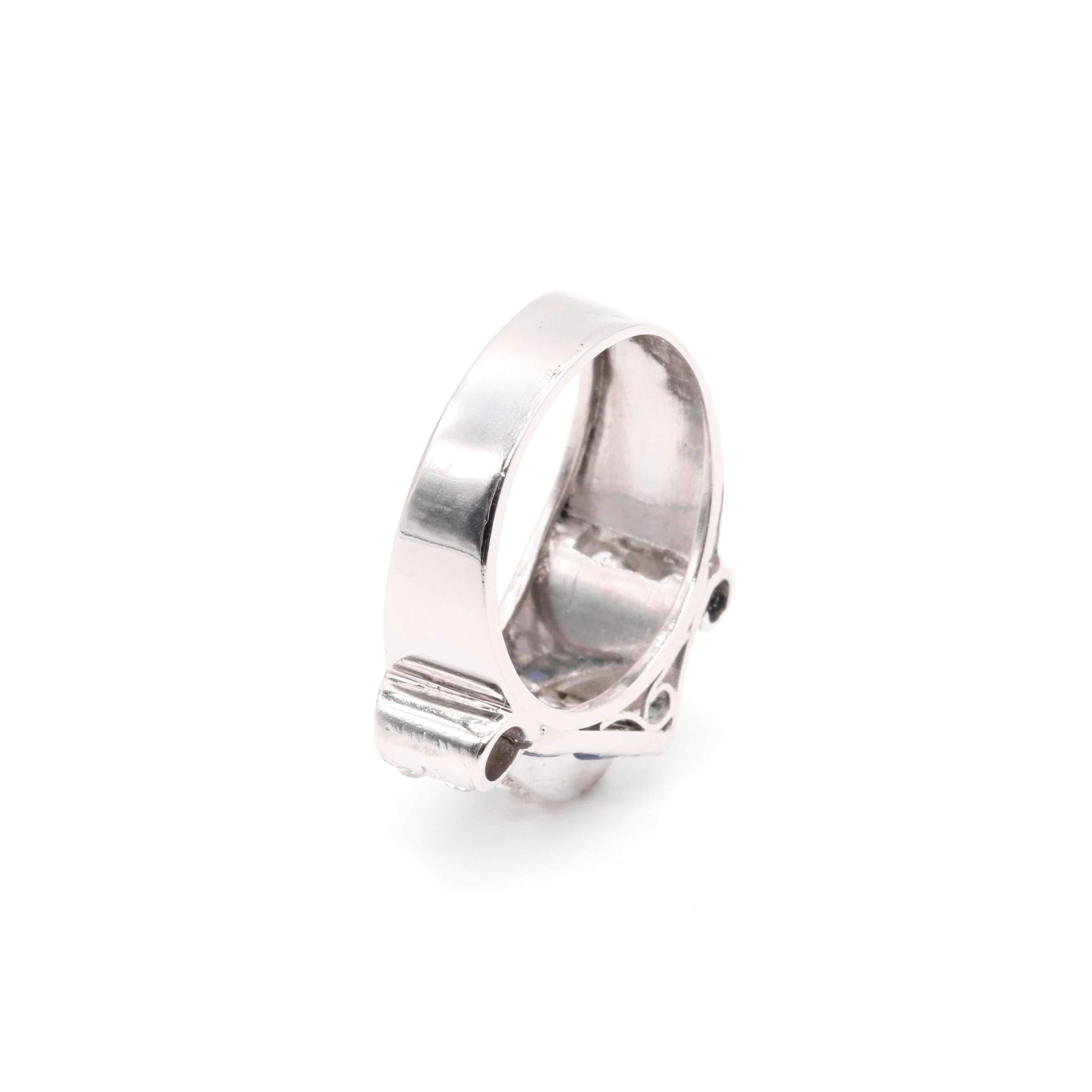 Bague débardeur Art déco des années 1940 en platine, 1,35 gw, diamant taille ancienne et saphir en vente 5