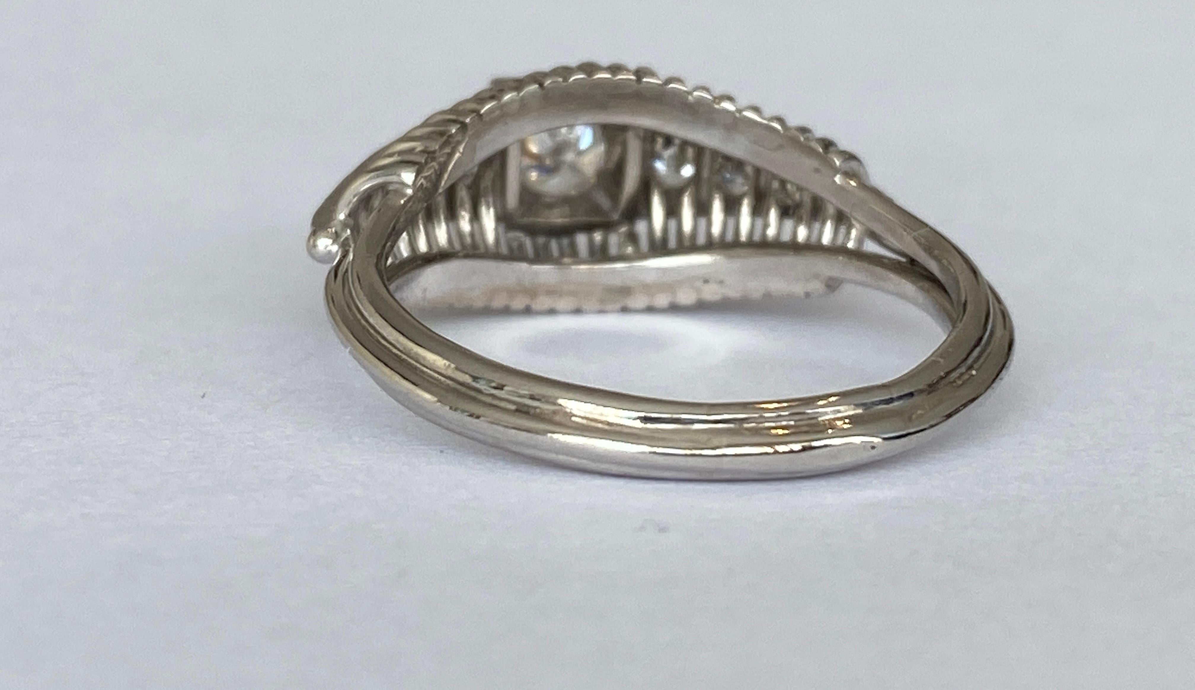 Art Deco 1940's  Vintage Diamond Solitaire Engagement White gold Ring For Sale 6