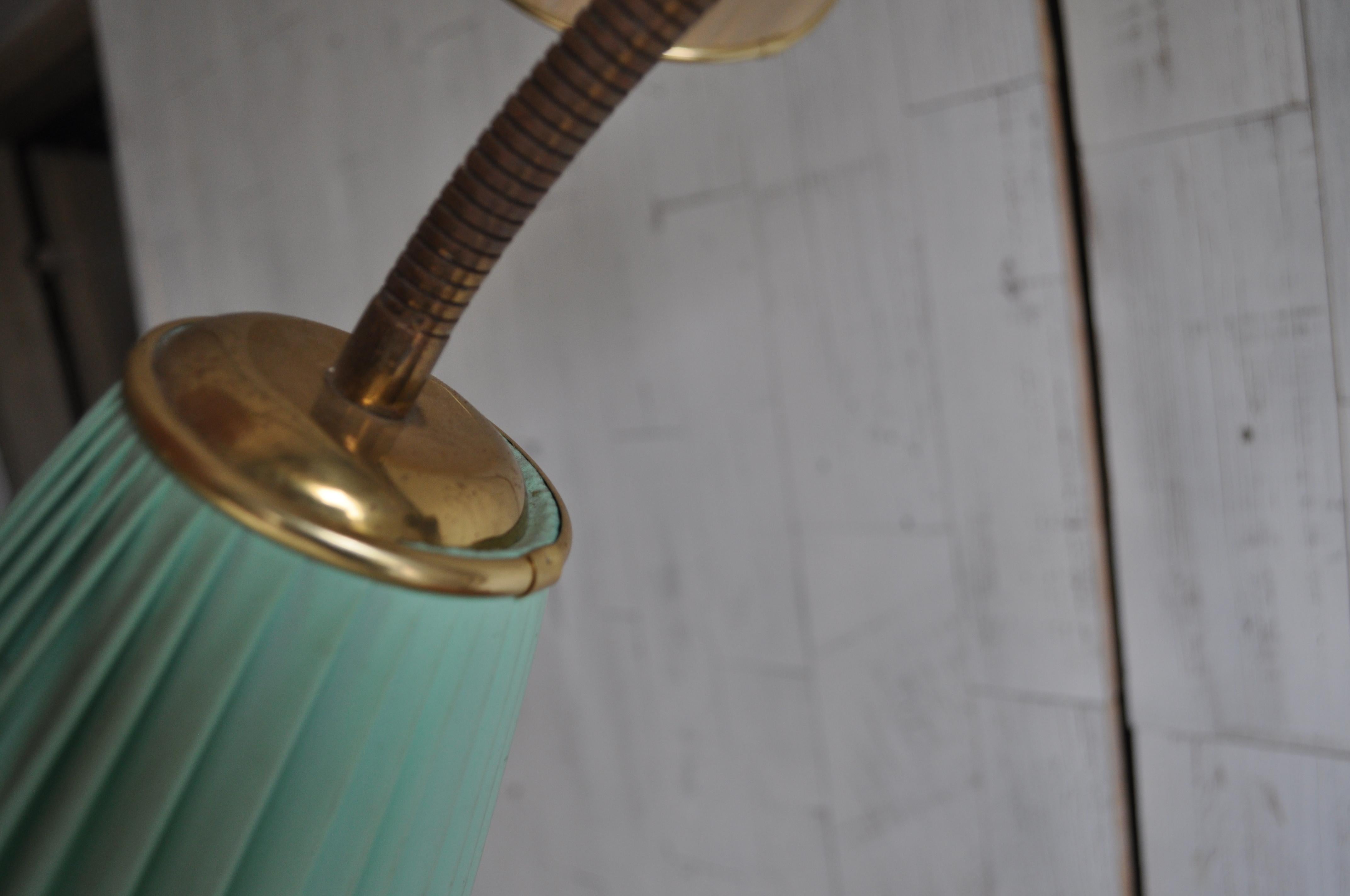 Art Déco anni '50 in legno di noce, mobile bar per cocktail e liquori con supporto per lampada in vendita 9