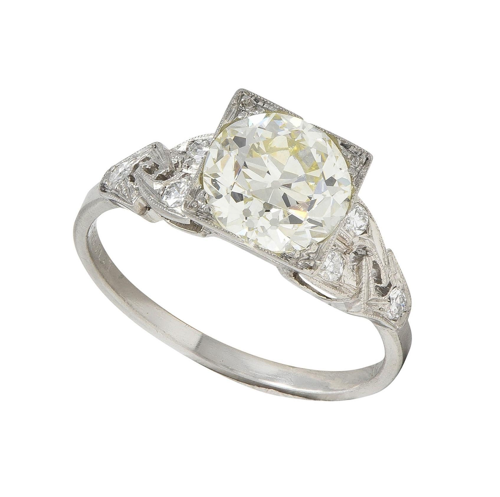 Anello di fidanzamento vintage in platino con diamante vecchio taglio europeo Art of Vintage 1,96 CTW in vendita 5