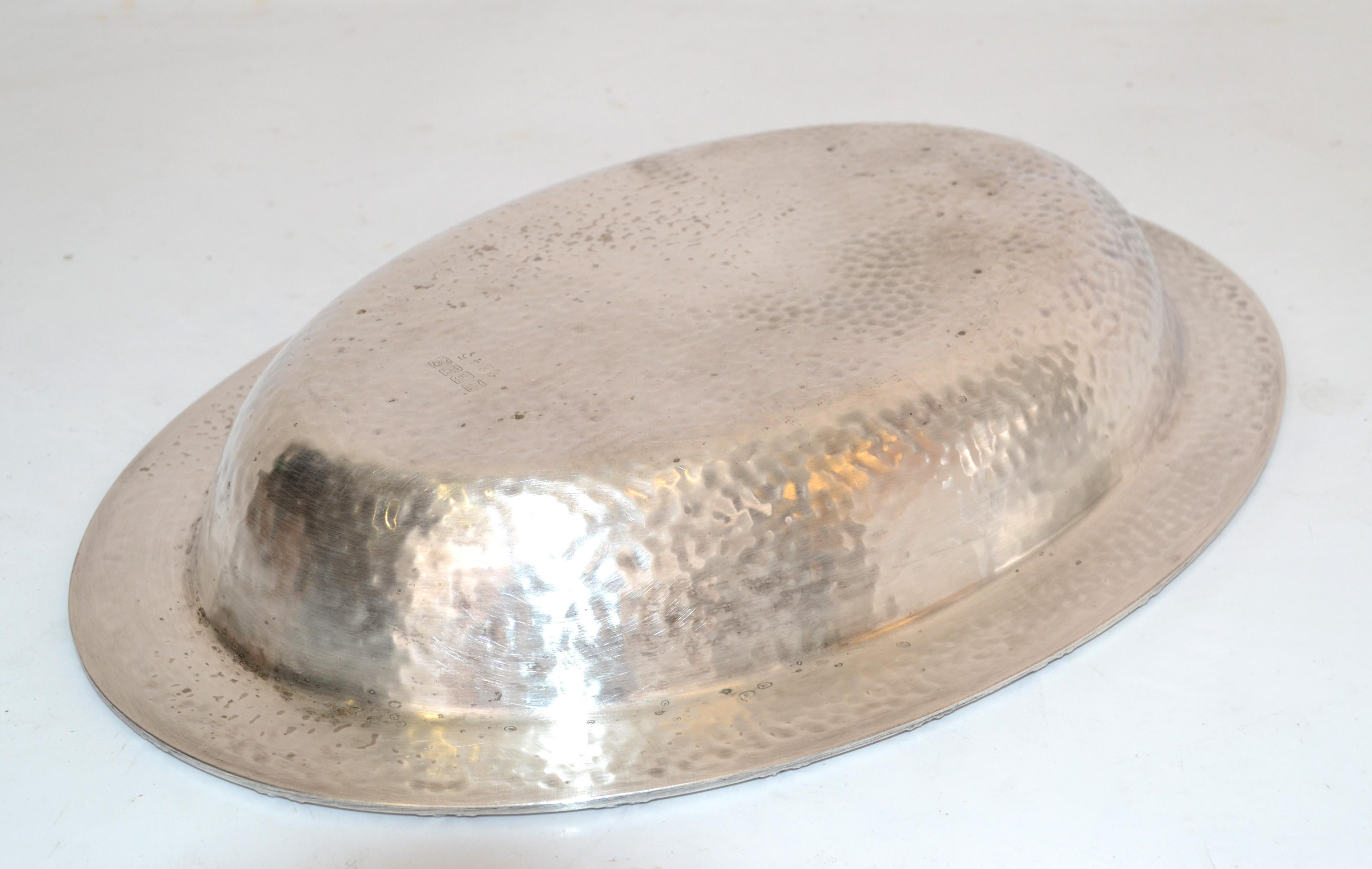Art Deco 1969 Hand-Hammered Silver Plate EPNS 2245 Centerpiece Decorative Bowl For Sale 6