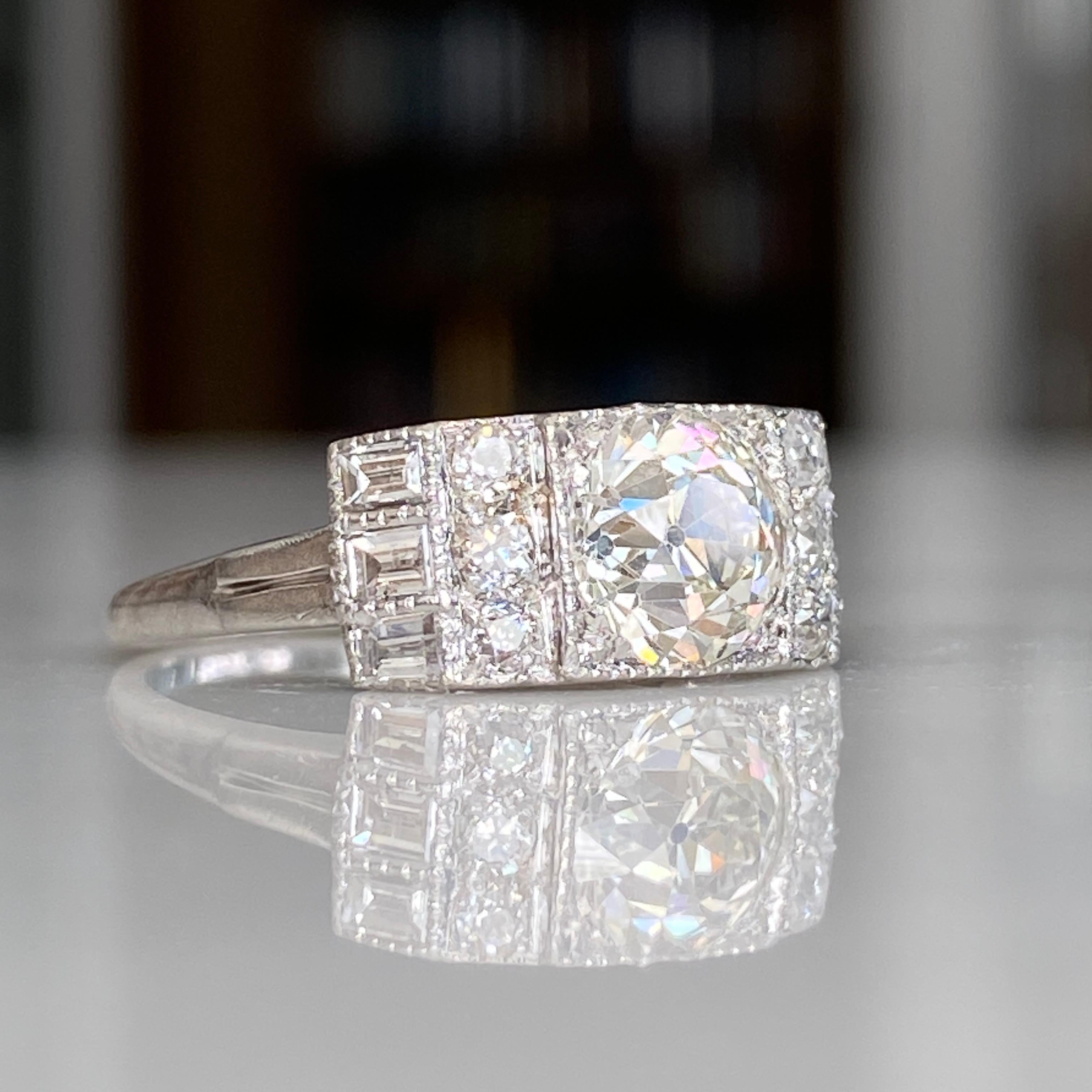 Art Deco 1.97 Carat TW Diamond Platinum Ring For Sale 12