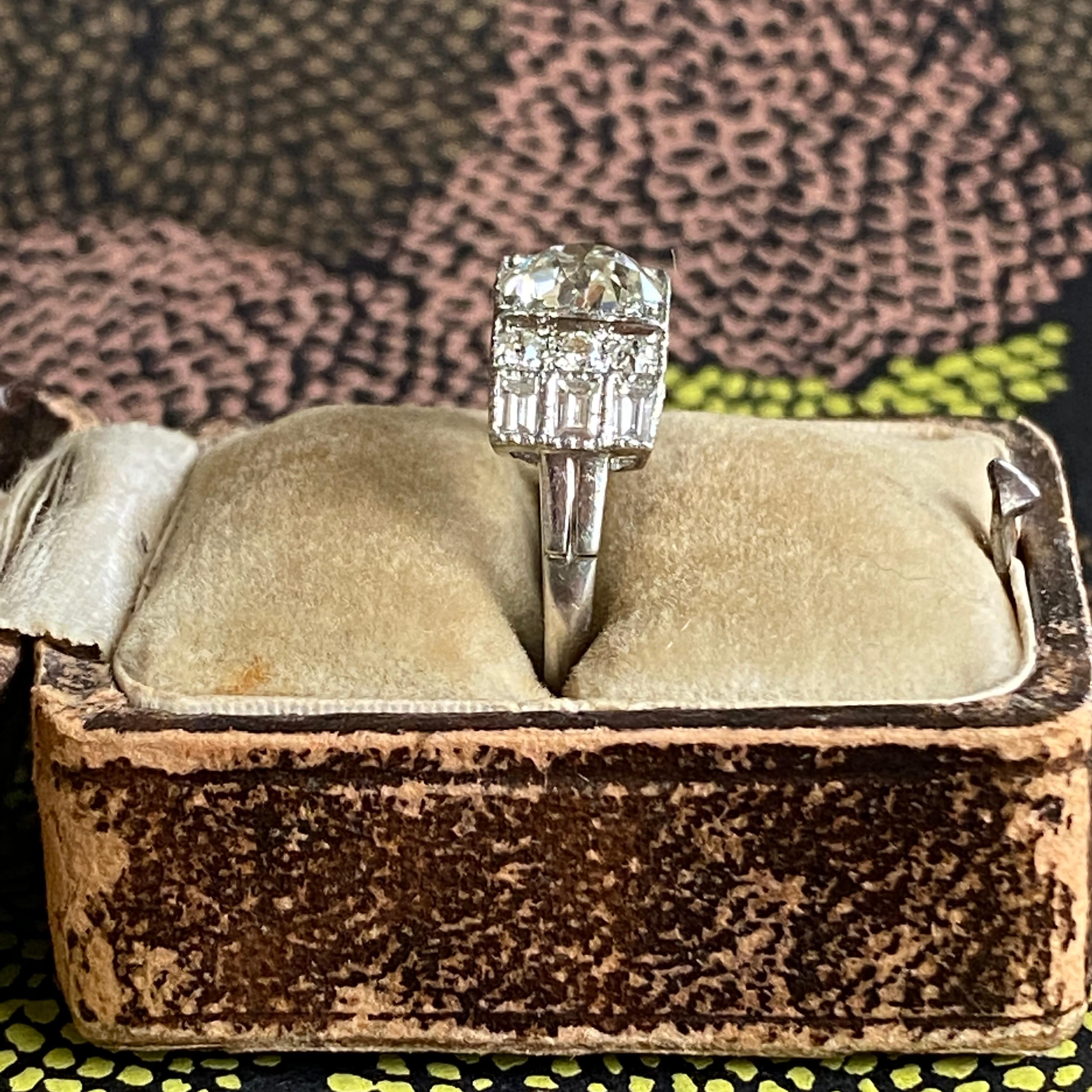 Women's Art Deco 1.97 Carat TW Diamond Platinum Ring For Sale