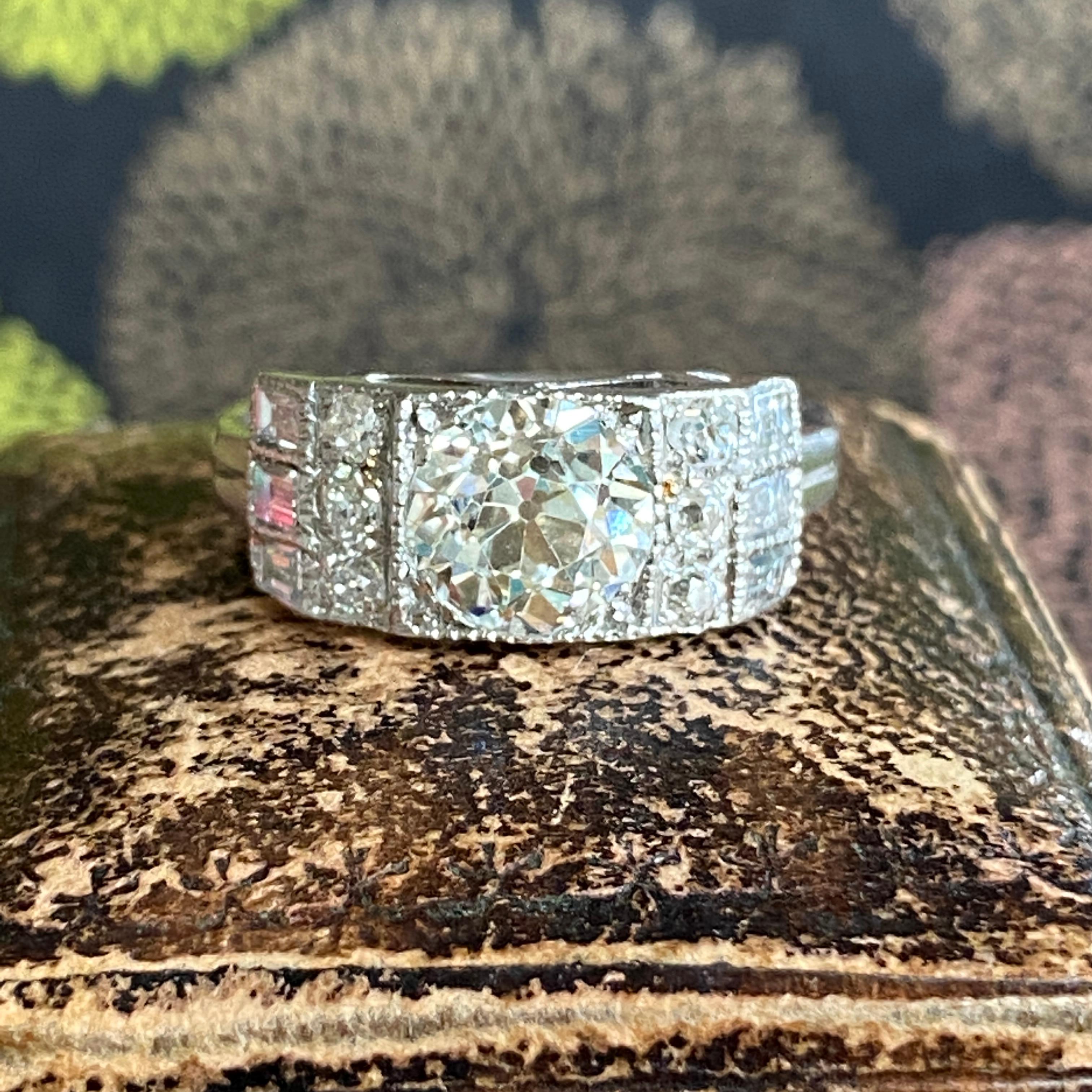 Art Deco 1,97 Karat TW Diamant-Platin-Ring im Angebot 1