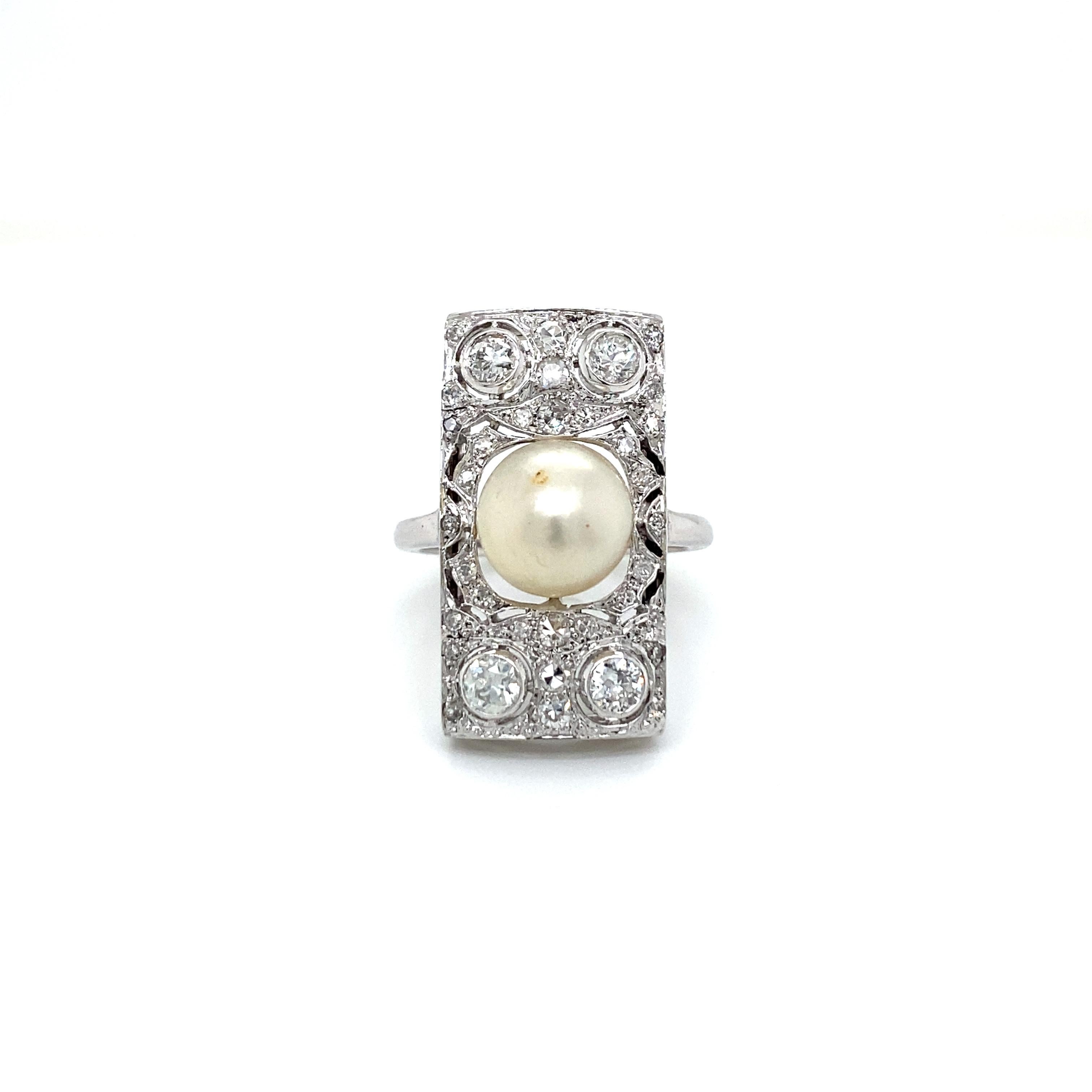 Old Mine Cut Art Deco 2 Carat Diamond Pearl Platinum Engraved Plaque Ring