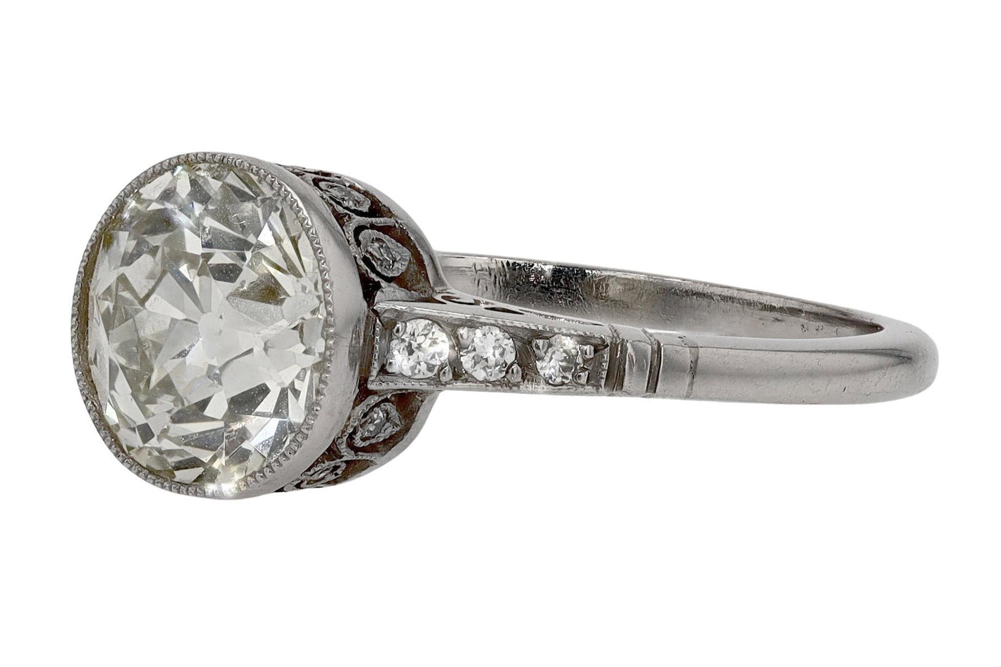 Art Deco 2 Carat Solitaire Old Mine Diamond Engagement Ring In Good Condition In Santa Barbara, CA