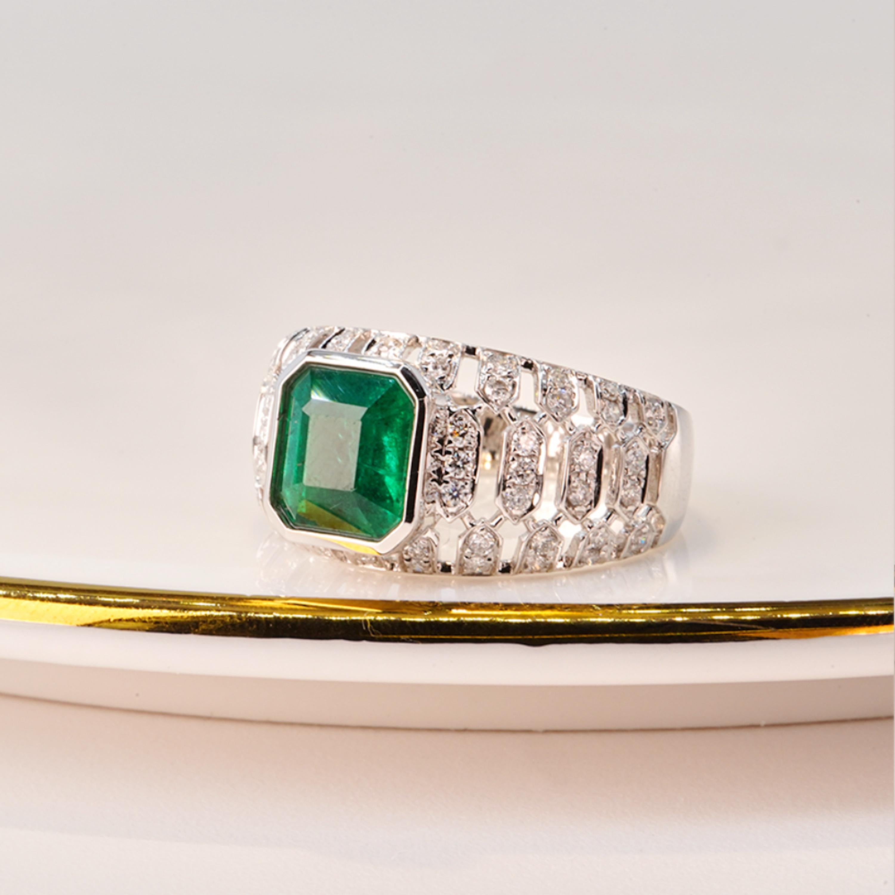 Certified 2 Natural Emerald Diamond White Gold Half Eternity Engagement Band

A stunning ring featuring IGI/GIA Certified 2.12 Carat Natural Emerald and 0.68 Carat of Diamond Accents set in 18K Solid Gold.

Emeralds are highly valued for their