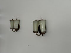 Art Deco 2-Kopf Messing und gelbes Glas Paar Wandleuchter, 1940er Jahre, Deutschland