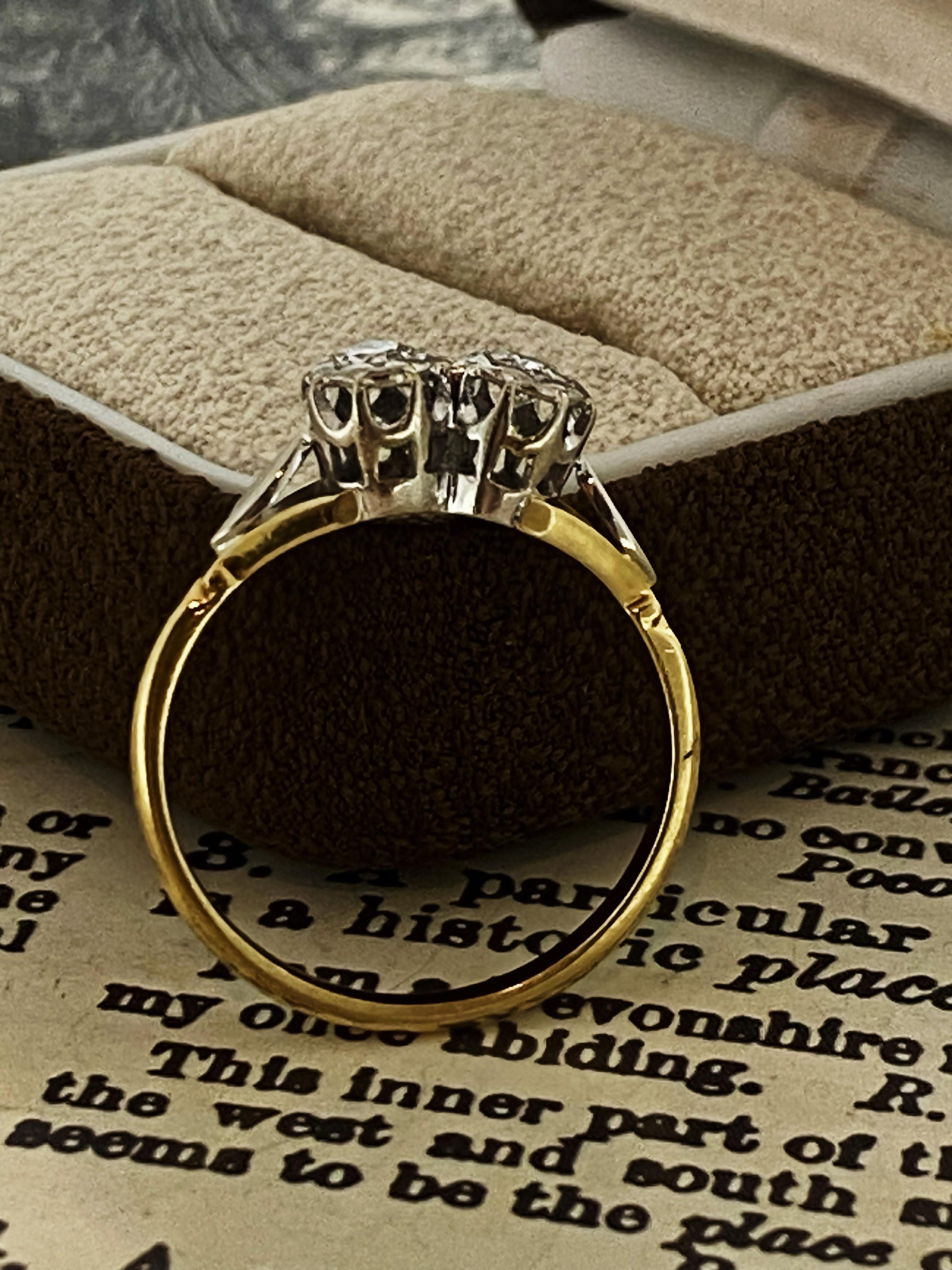 Stone Stone 2 pierres 0.30ct Old-European Cut Diamond Ring en or 18K et platine en vente 1