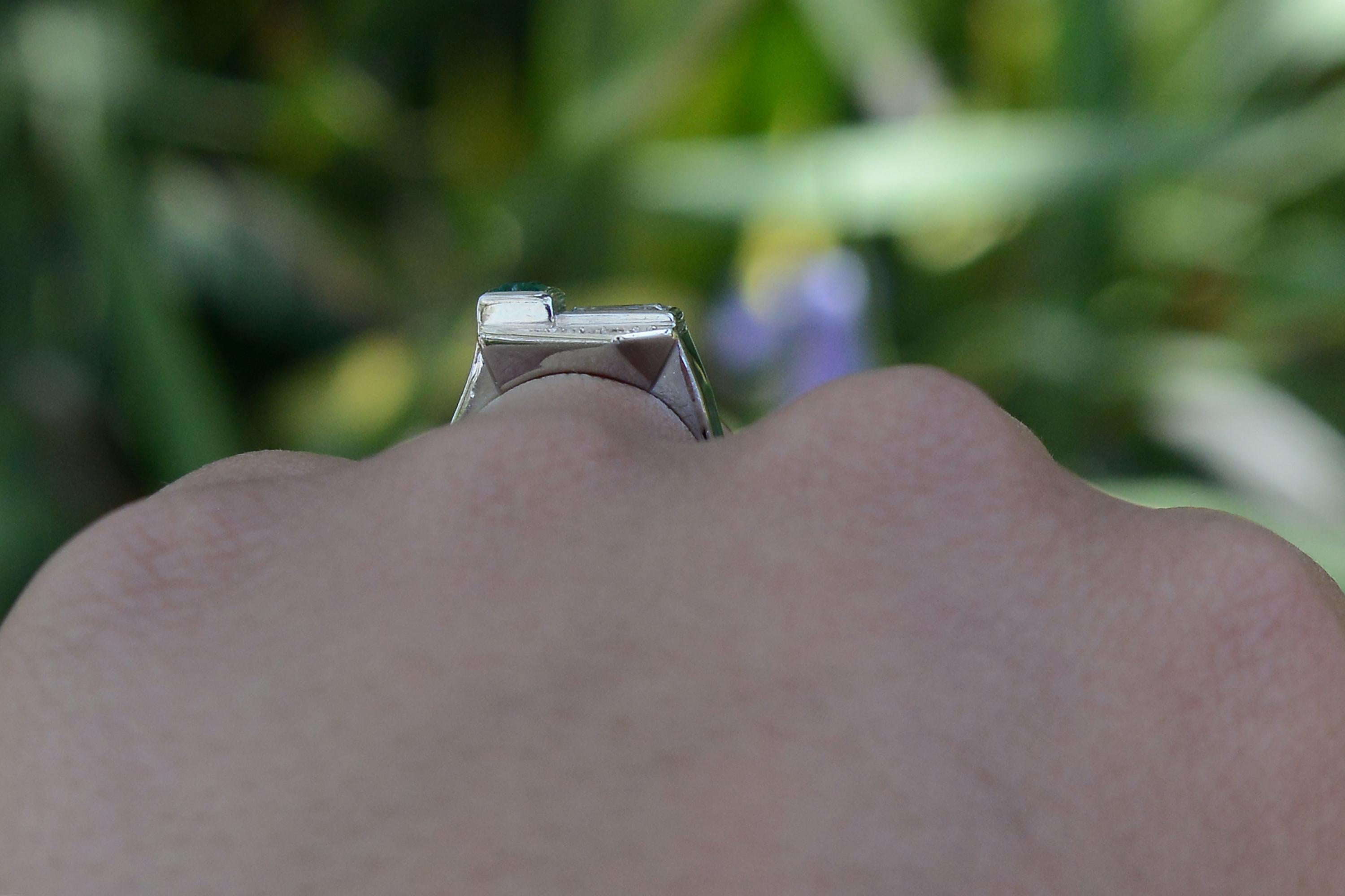 Antique Art Deco 2 Stone Diamond Emerald Toi et Moi Engagement Ring In Good Condition In Santa Barbara, CA