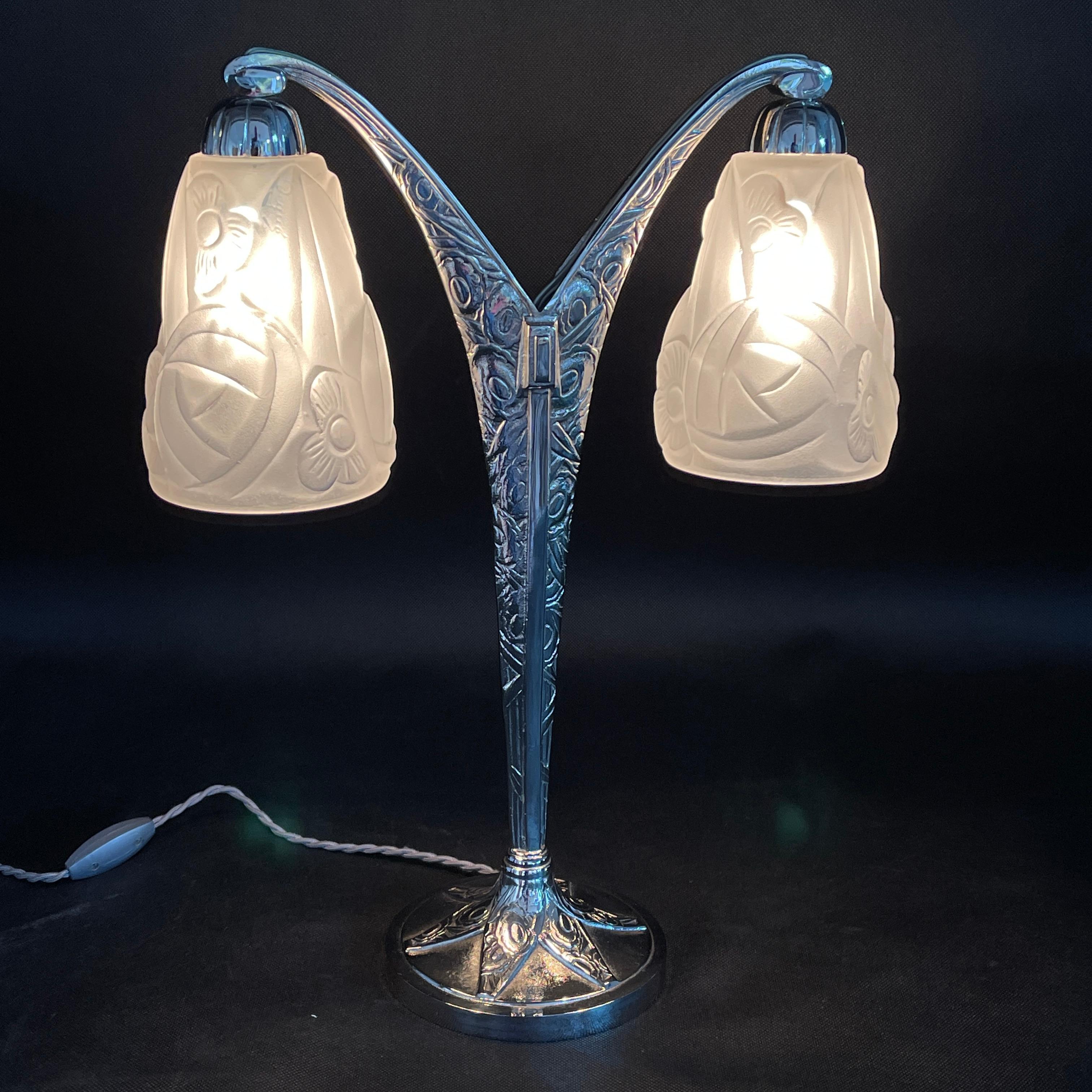 Art Deco 2 Table Lamps Signed by Degué 1 Pair Double Arm Lamps, 1940s For Sale 3