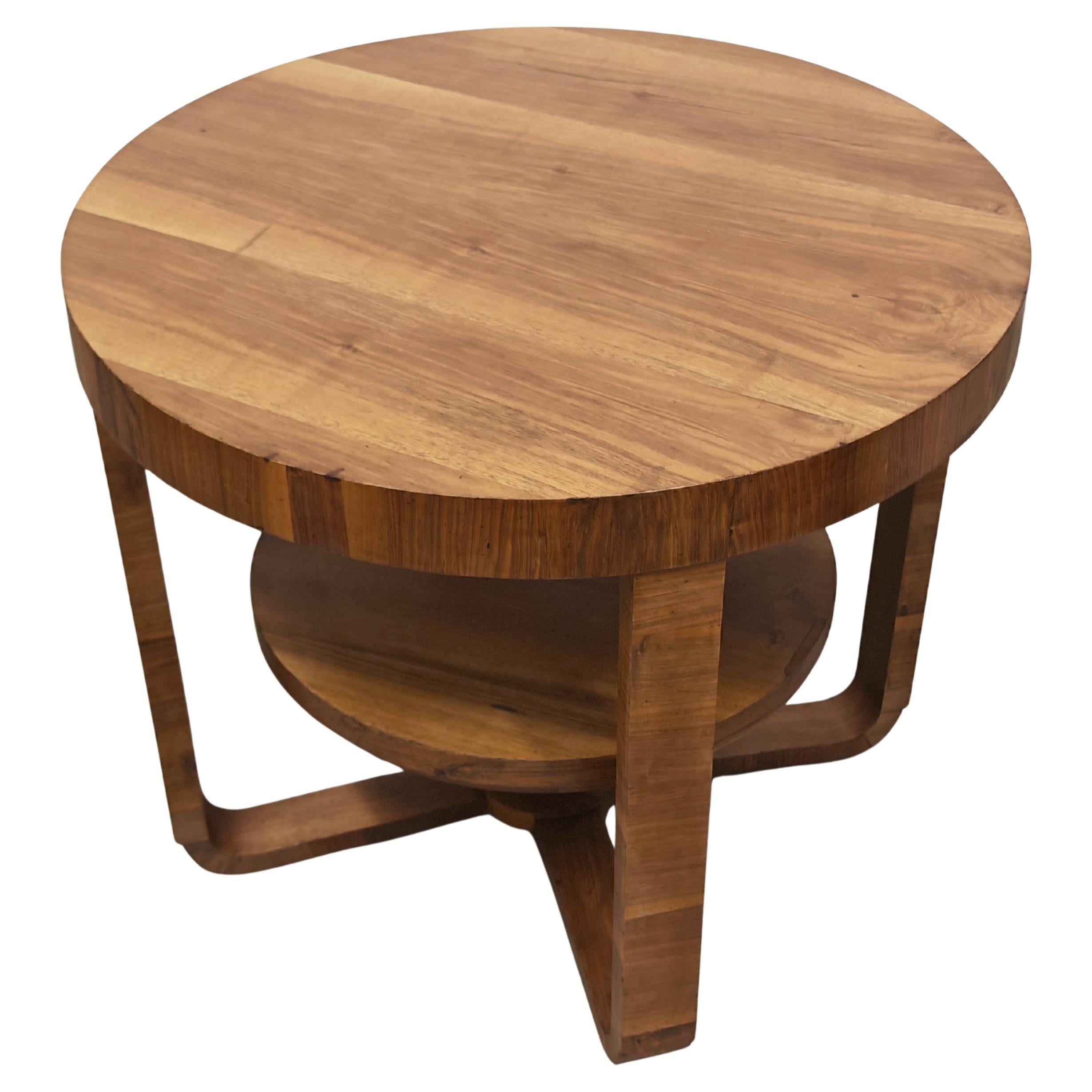 Art Deco 2-stöckiger Beistelltisch in Nussbaum, Frankreich 1930er Jahre im Angebot