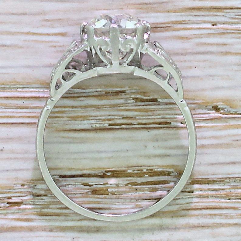 Art Deco 2.00 Carat Old Cut Diamond Platinum Engagement Ring In Good Condition For Sale In Essex, GB