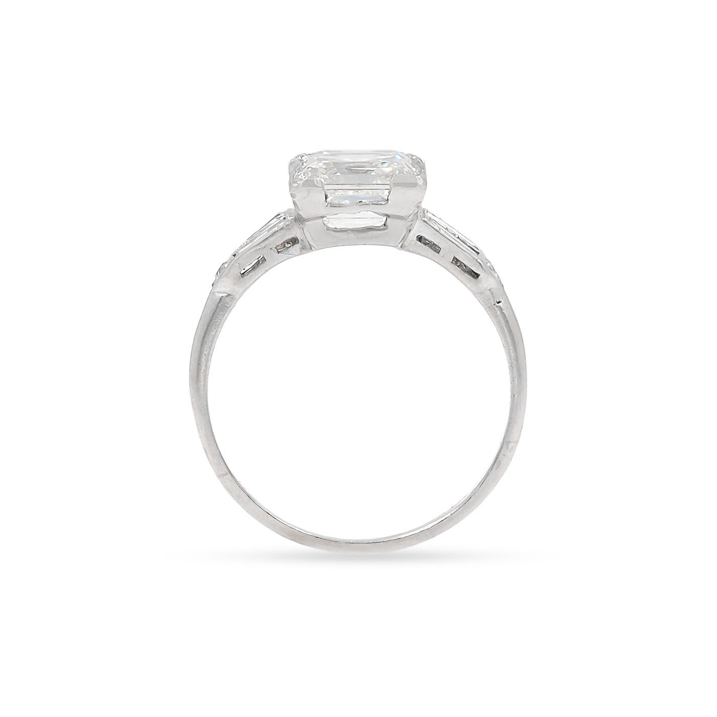 Art Deco 2.01 Carat GIA Asscher Cut Diamond Engagement Ring In Excellent Condition In Los Angeles, CA