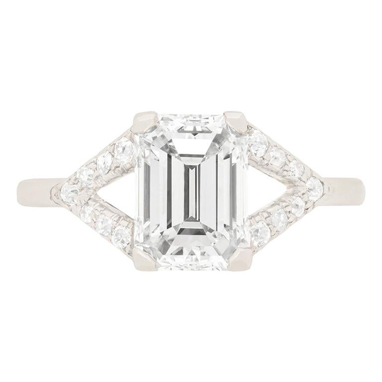 Art Deco 2.01 Carat Emerald Cut Diamond Engagement Ring, circa 1920s