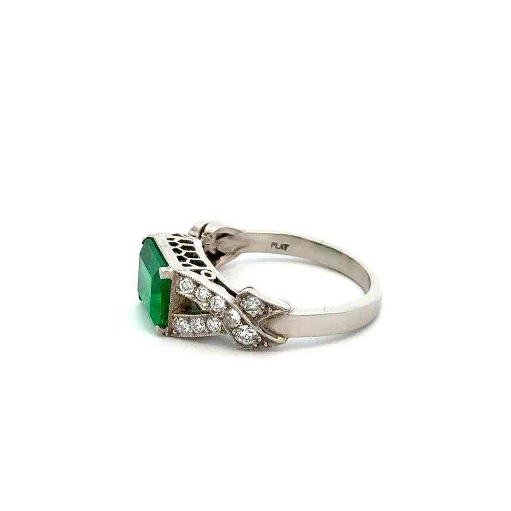 Art Deco 2.05 Carat Emerald and Diamond Platinum Statement Cocktail Ring For Sale 1
