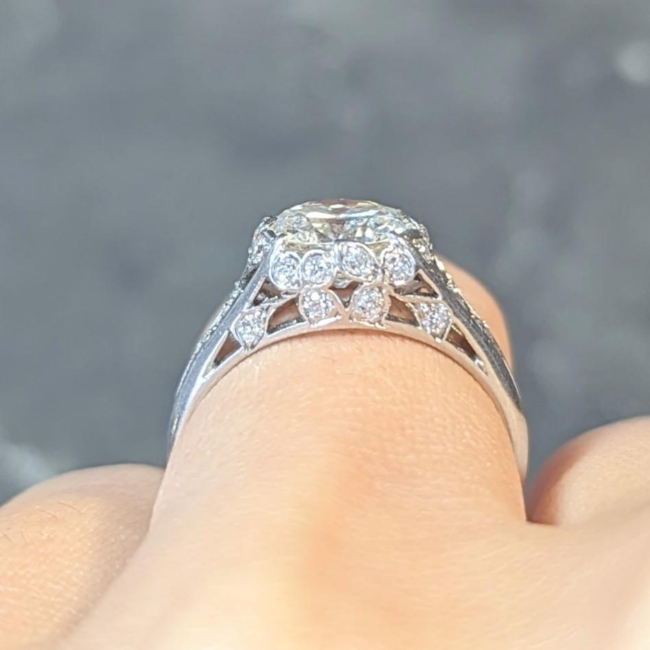 Art Deco 2.05 CTW Old European Cut Diamond Platinum Foliate Engagement Ring For Sale 9