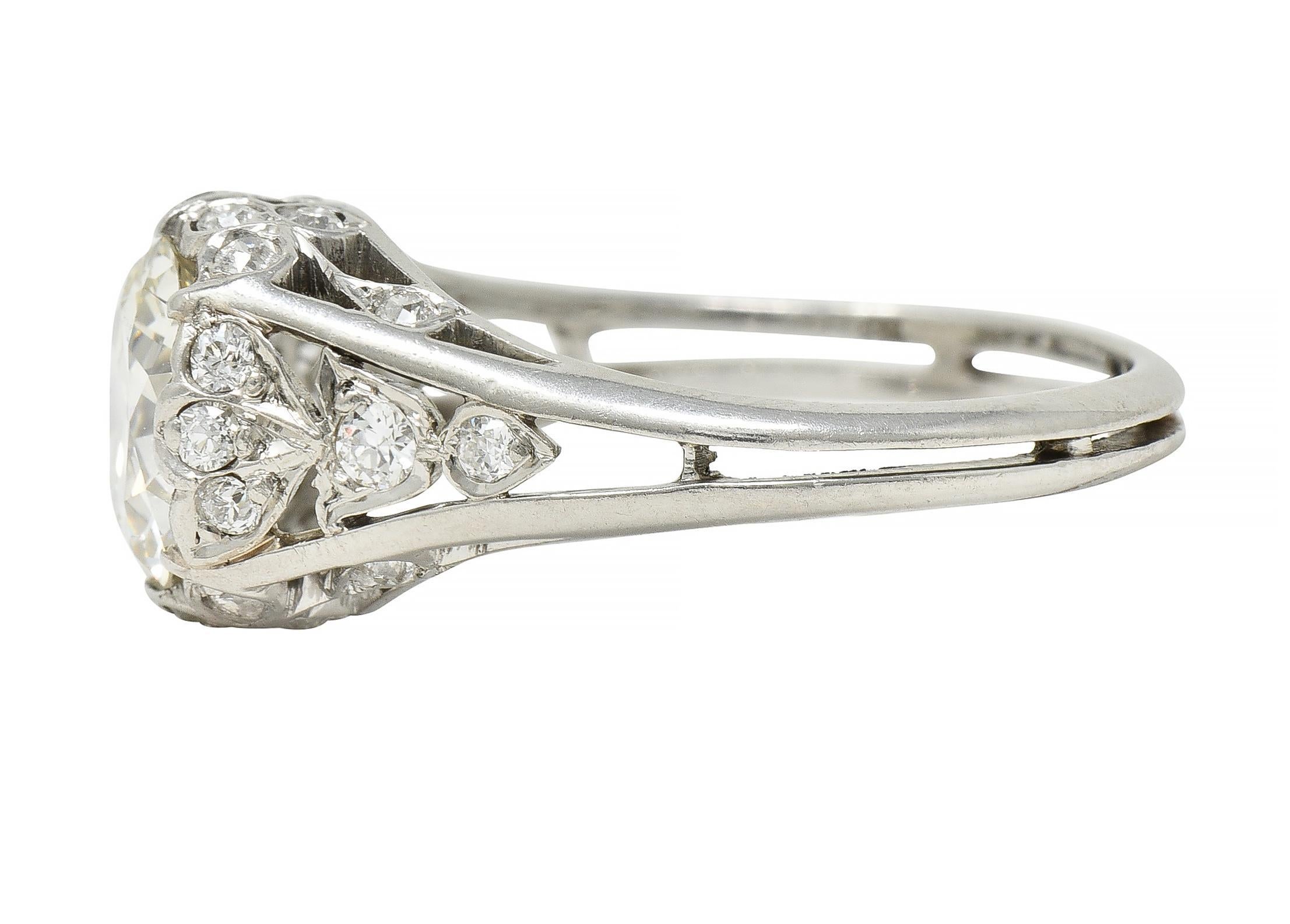 Art Deco 2.05 CTW Old European Cut Diamond Platinum Foliate Engagement Ring For Sale 2