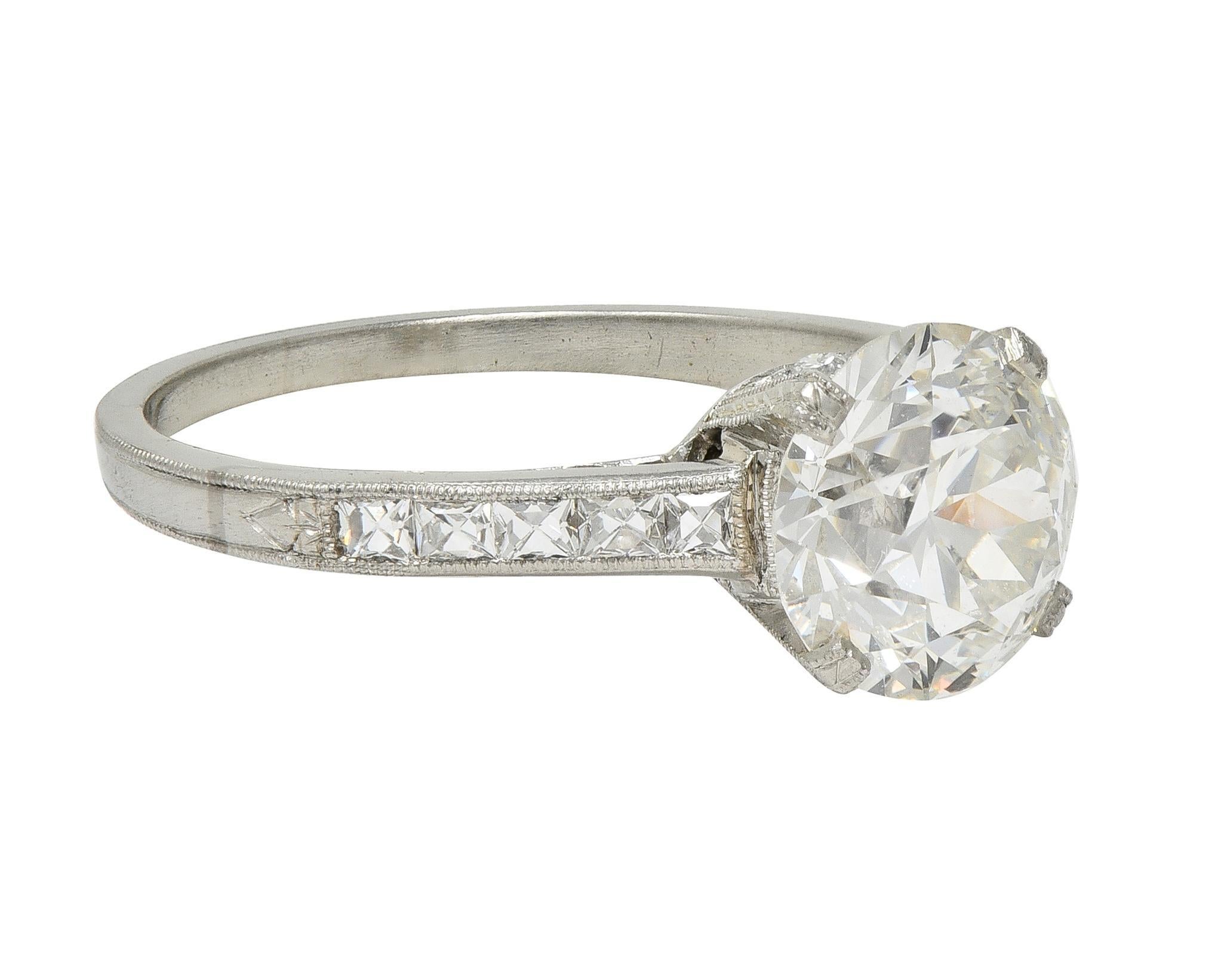 Platin-Verlobungsring mit 2.05 Karat Diamant im alteuropäischen Schliff im Art déco-Stil im Zustand „Hervorragend“ im Angebot in Philadelphia, PA
