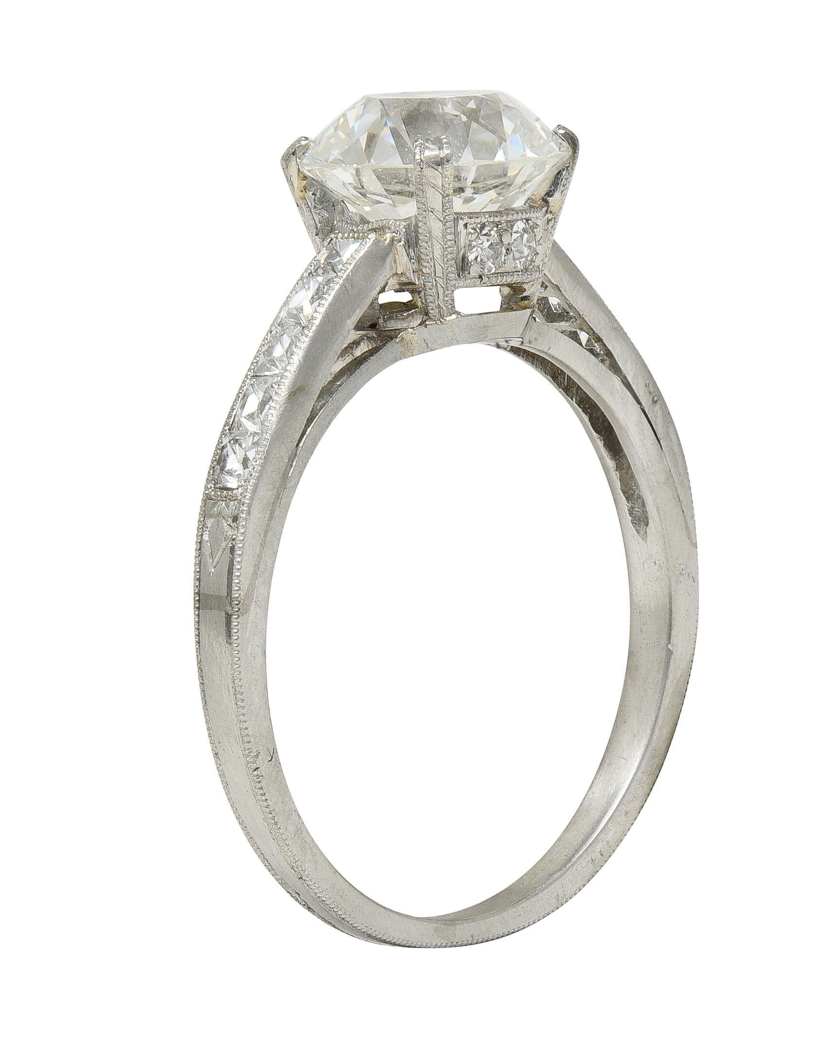 Platin-Verlobungsring mit 2.05 Karat Diamant im alteuropäischen Schliff im Art déco-Stil im Angebot 3
