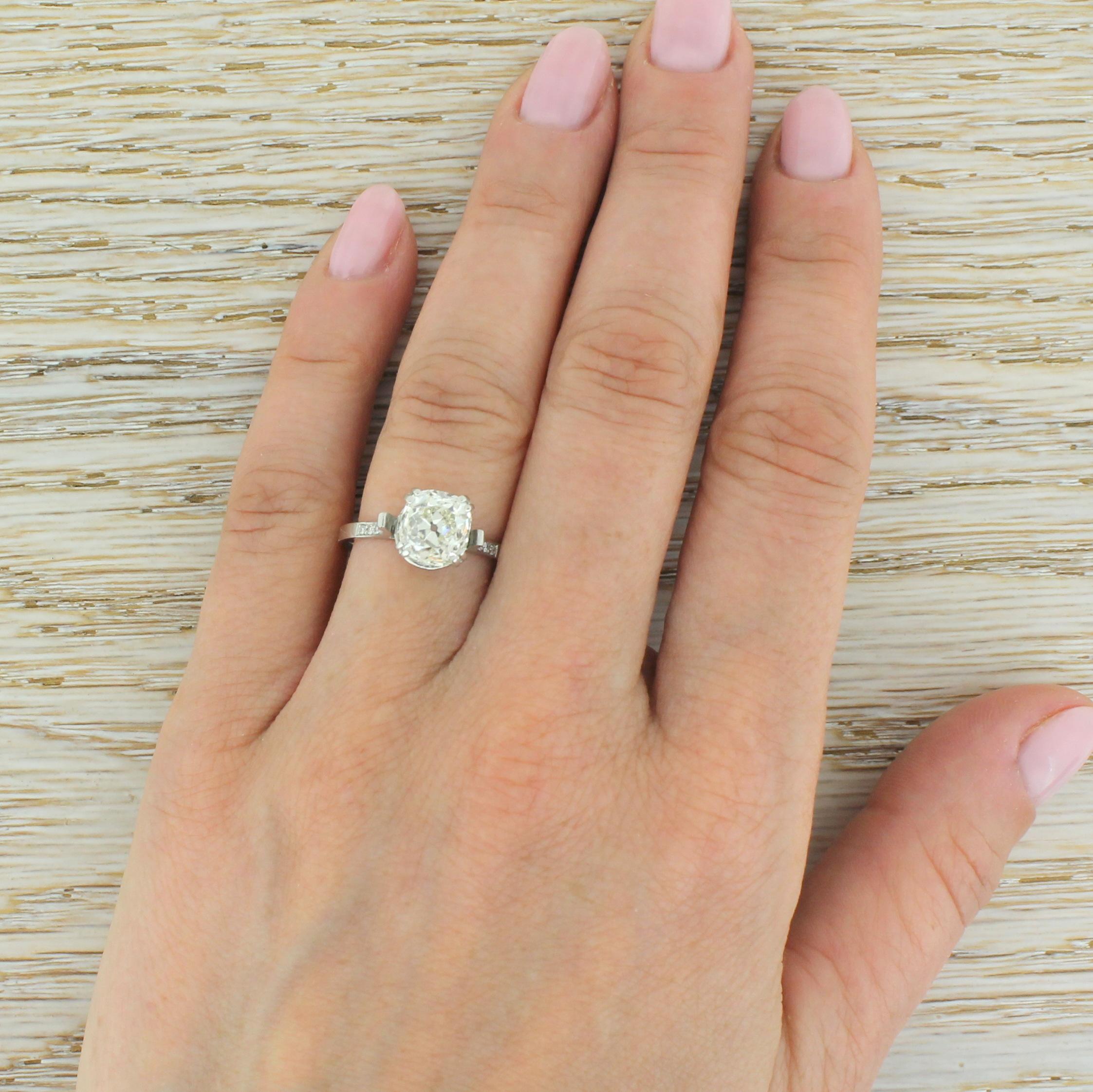 Women's Art Deco 2.07 Carat Old Cut Diamond Platinum Engagement Ring For Sale