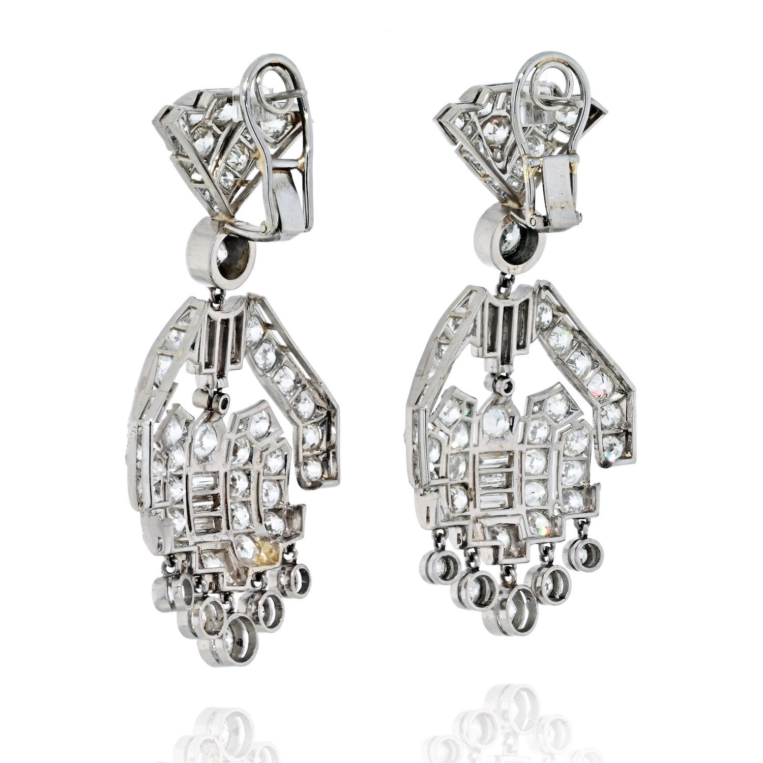 Baguette Cut Art Deco 20cttw Platinum Diamond Dangling Drop Earrings For Sale