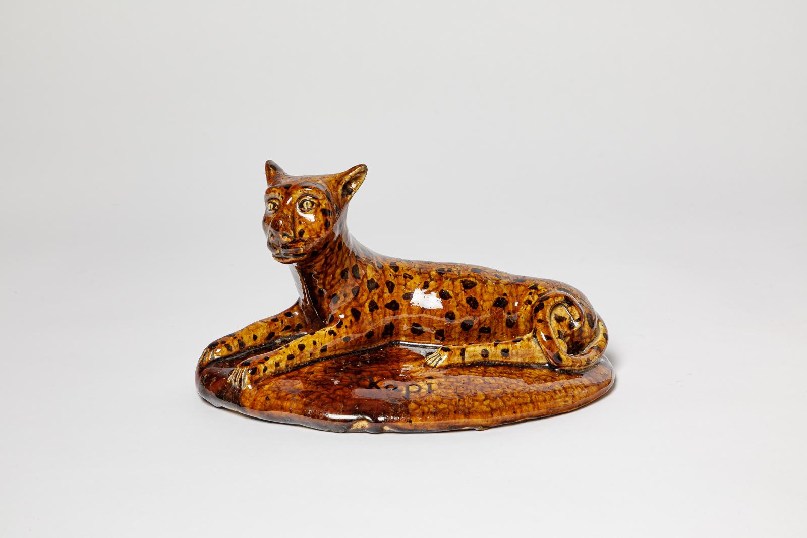 Kapi - La Borne

Scultura originale in ceramica di pantera fatta a mano e firmata da Kapi 

Realizzato a La Borne
Circa 1940

originale in perfette condizioni

altezza 14 cm
Lungo 27 cm
Profondità 18 cm

