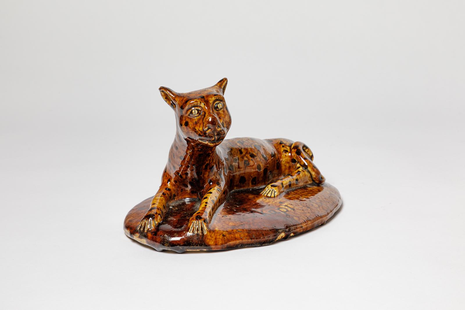 Art Déco scultura di pantera in ceramica nera e marrone di Kapi La Borne, art deco del XX secolo in vendita