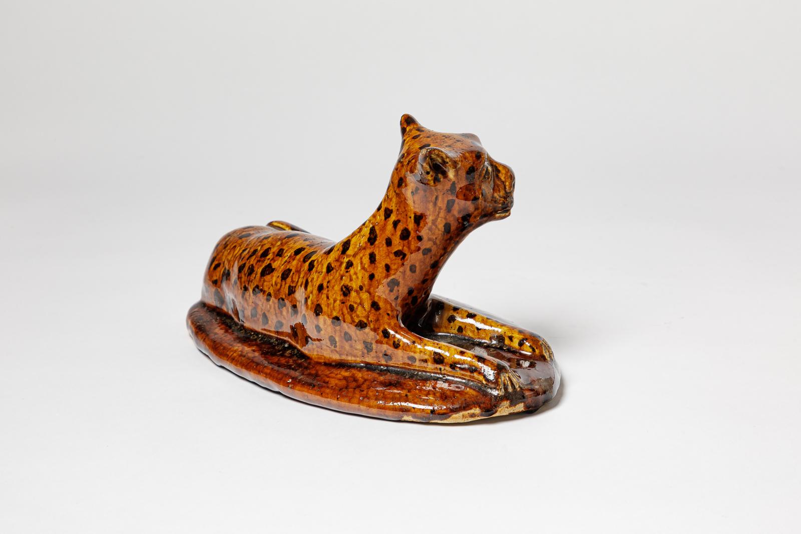Francese scultura di pantera in ceramica nera e marrone di Kapi La Borne, art deco del XX secolo in vendita