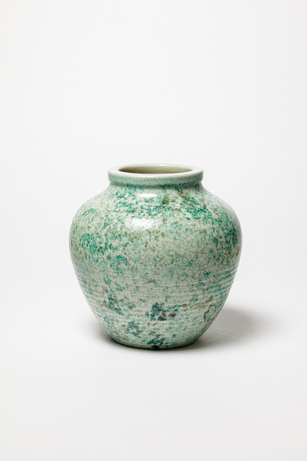 Francese Vaso in ceramica verde di Georges Jaegle 1940, design Art déco del XX secolo in vendita