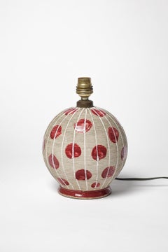 lampe à poser art déco 20e siècle design en céramique blanche et rouge 1930 17 cm
