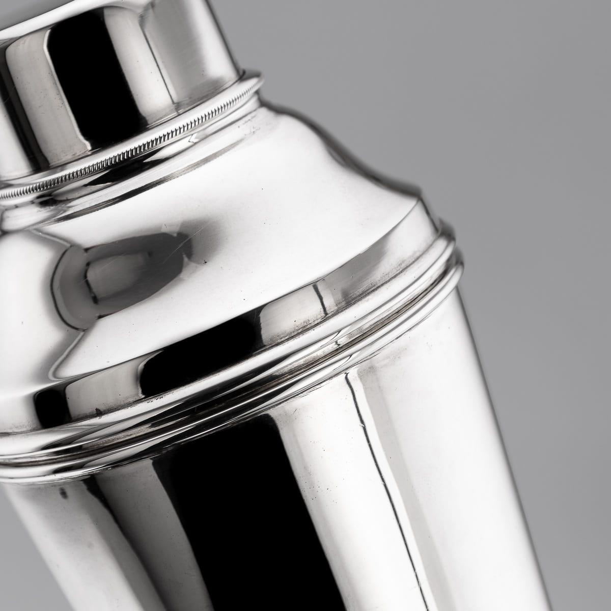 Art Deco 20th Century English Solid Silver Cocktail Shaker, Sheffield c.1937 For Sale 6