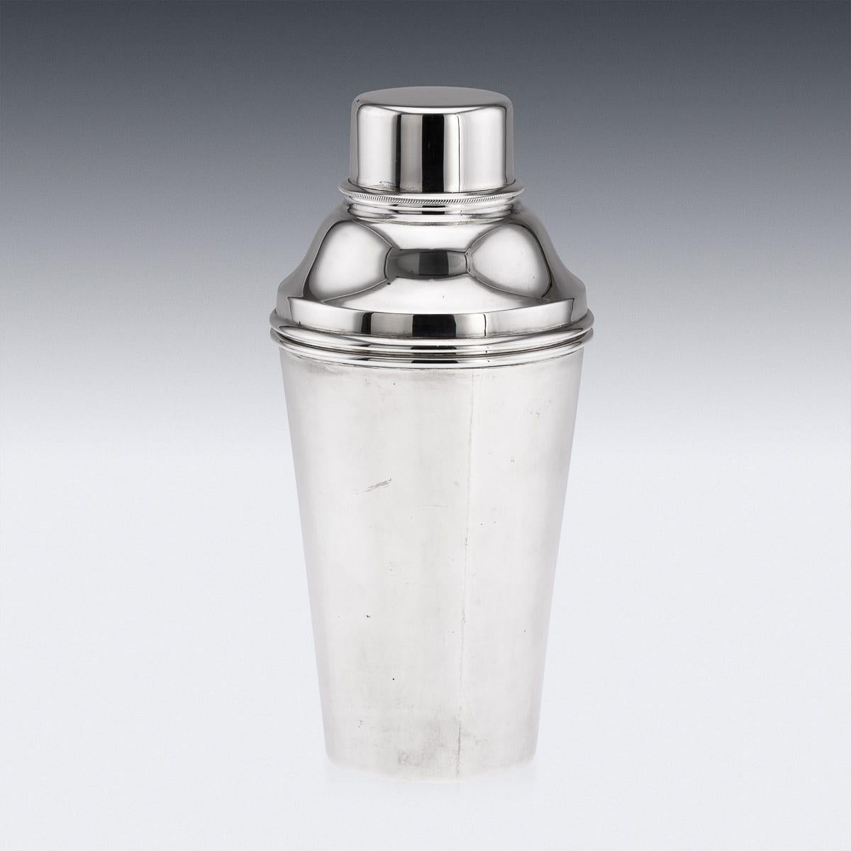 Other Art Deco 20th Century English Solid Silver Cocktail Shaker, Sheffield c.1937 For Sale