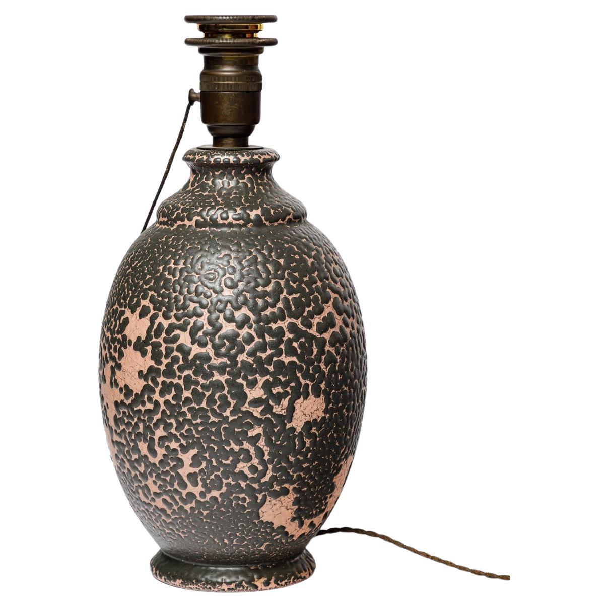 Lampe de table Art déco 20e siècle en céramique rose et noire par GAM 1930